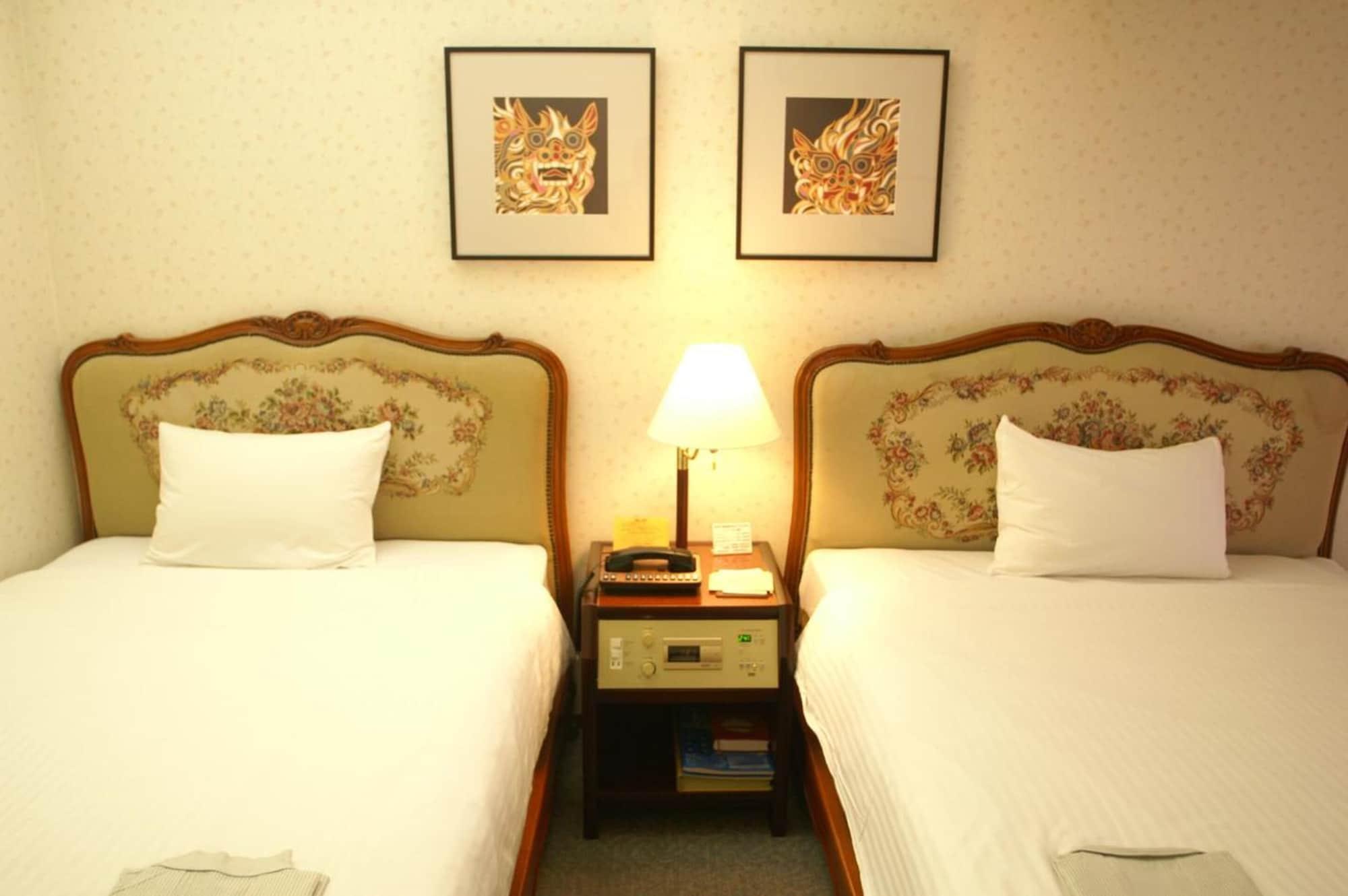 Suite Two Double Beds Non Smoking