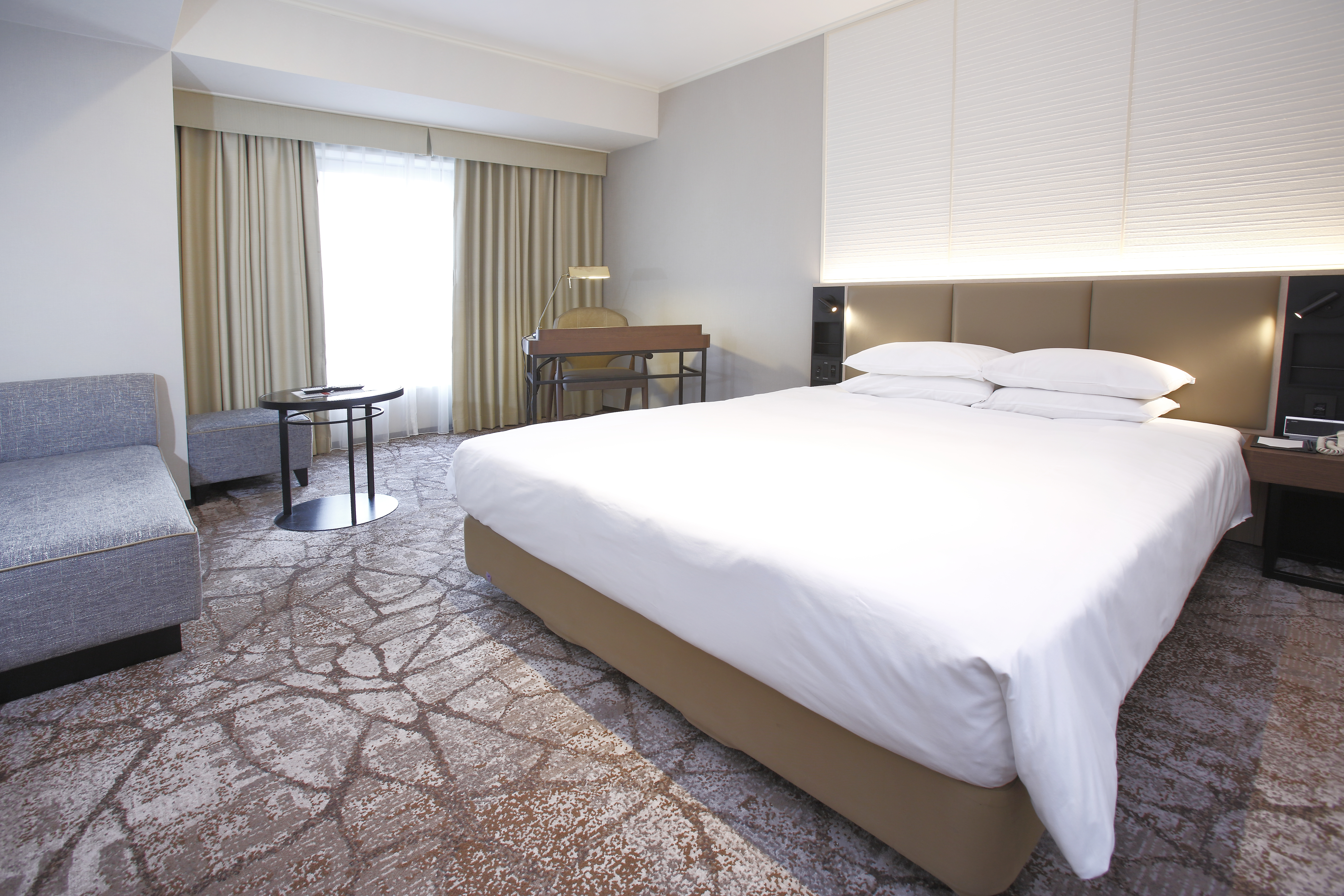 Double Queen Bed Non Smoking