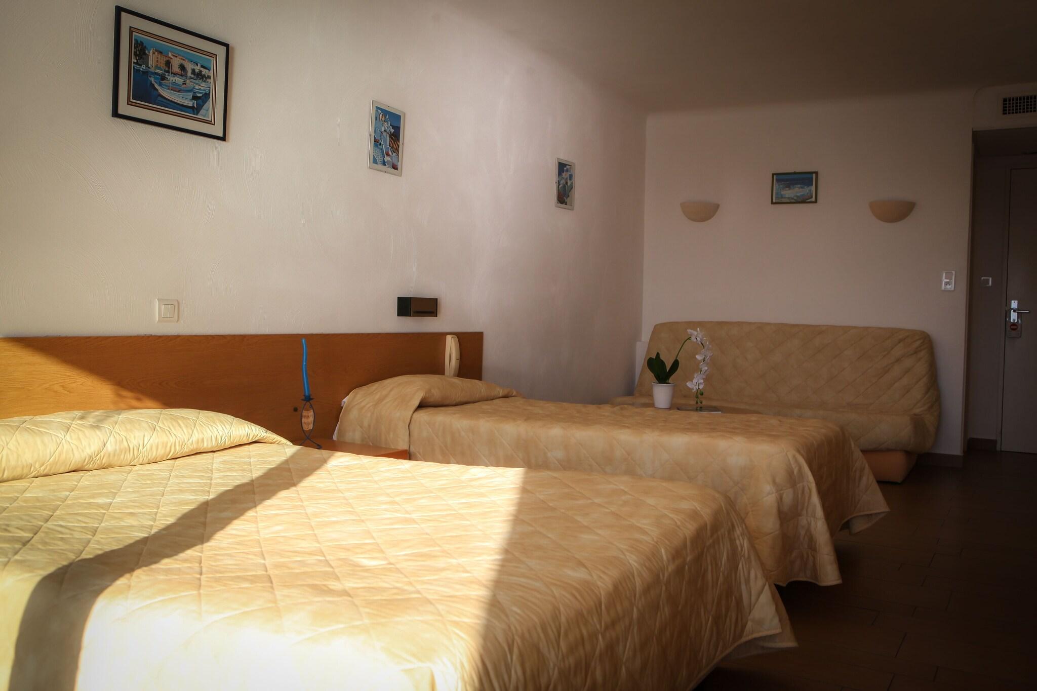 Family Room Standard