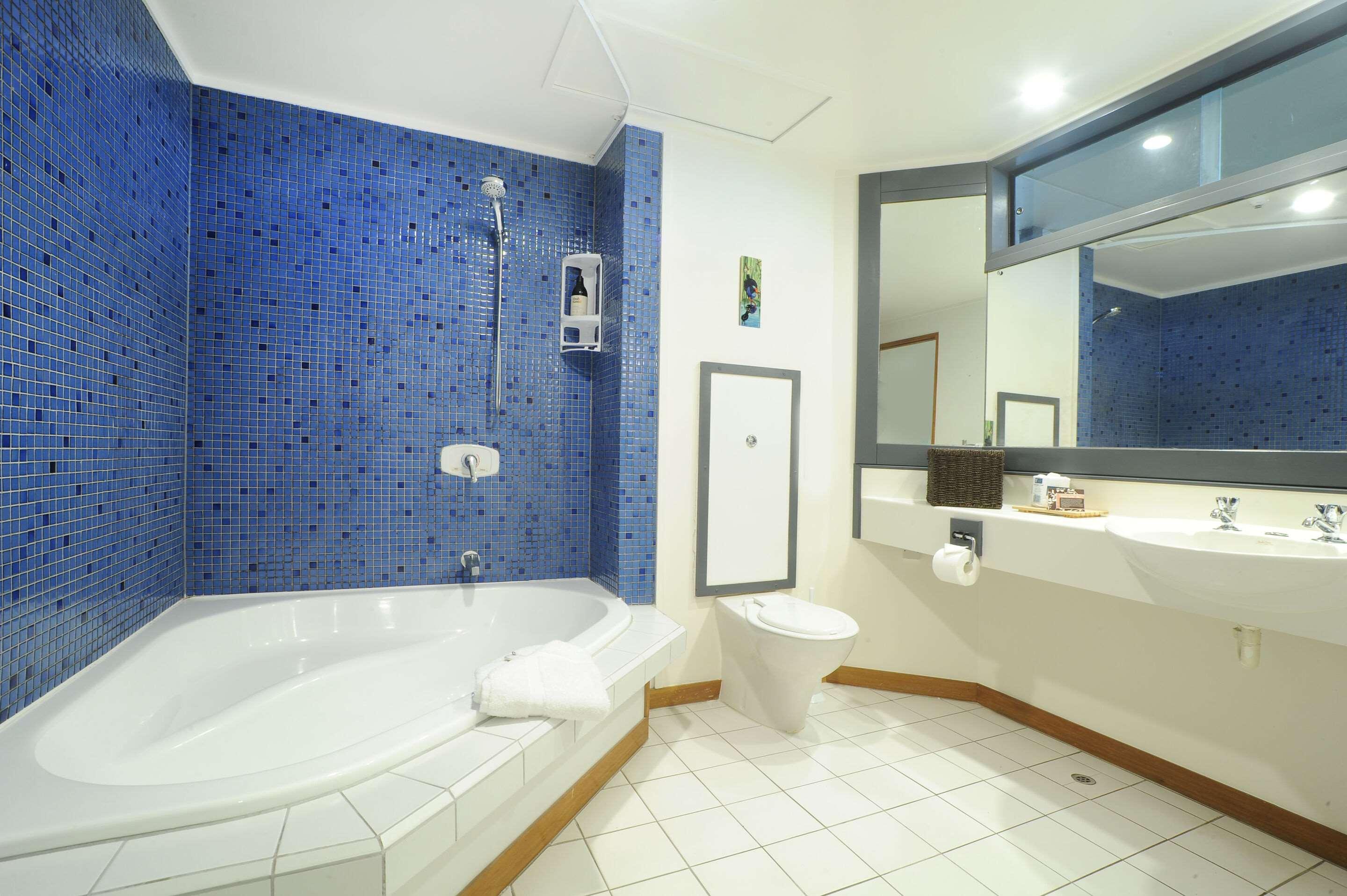 Double Queen Size Bed