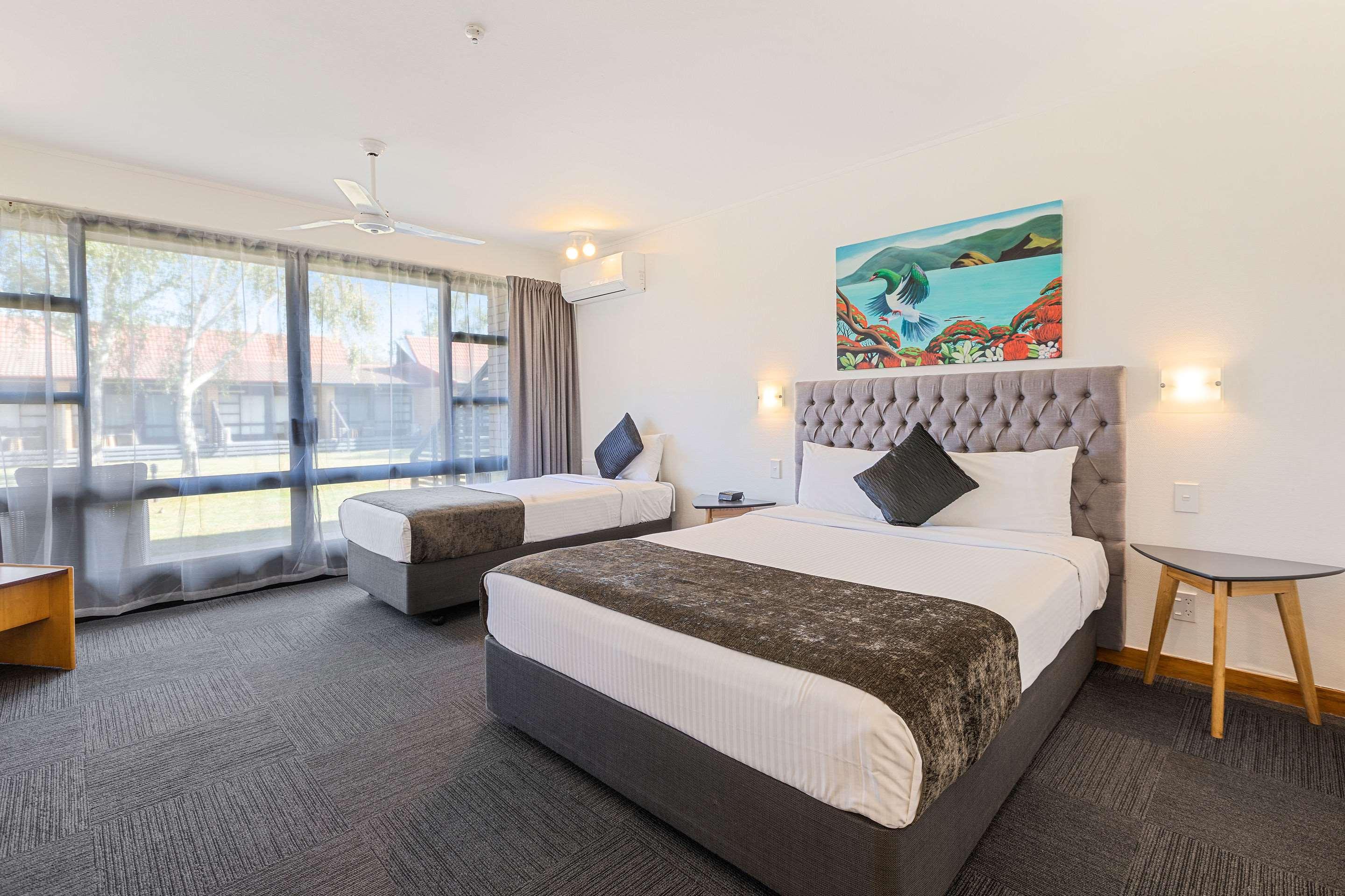 Double Queen Size Bed