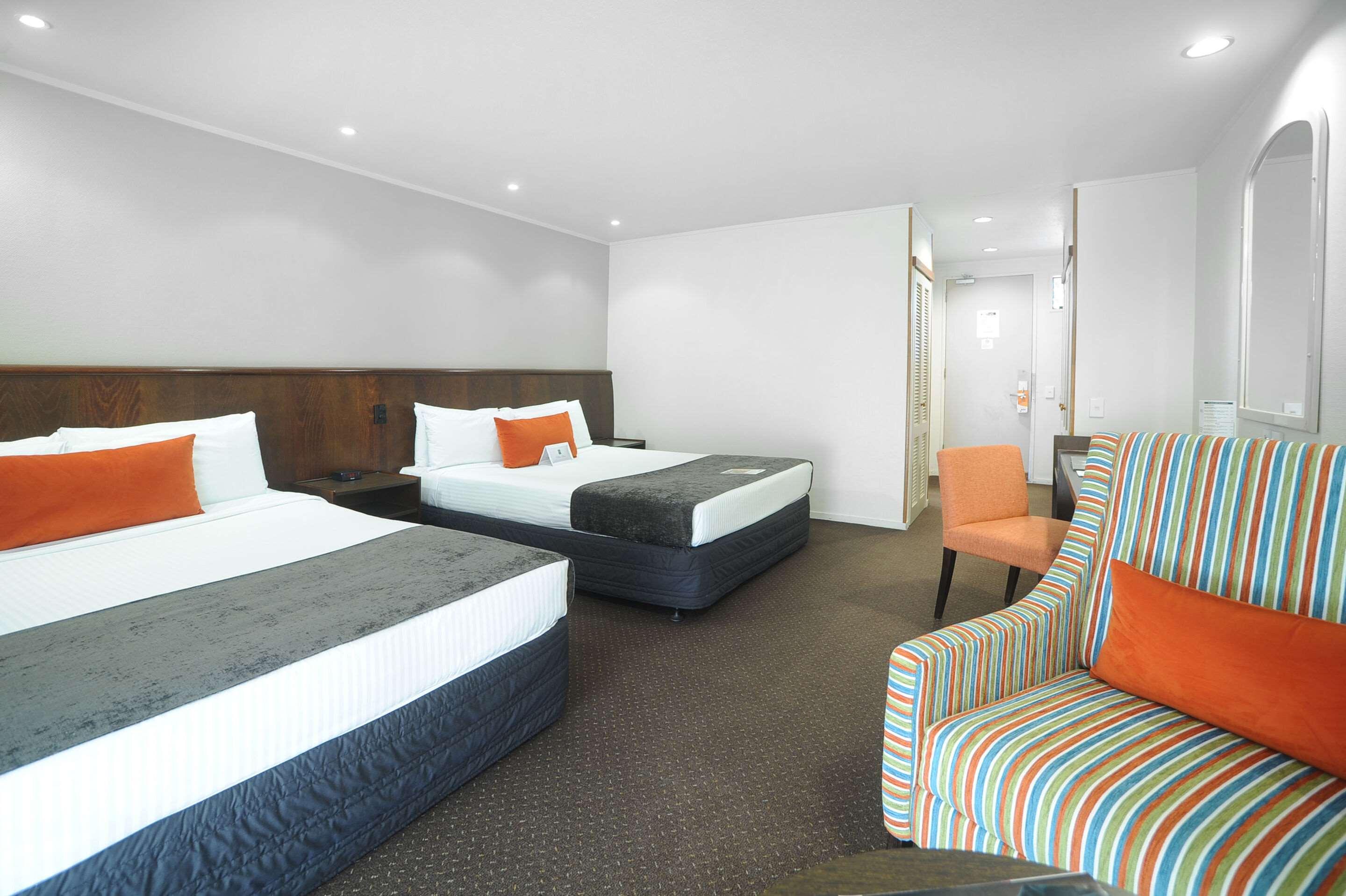 Quadruple Two Queen Beds Non Smoking