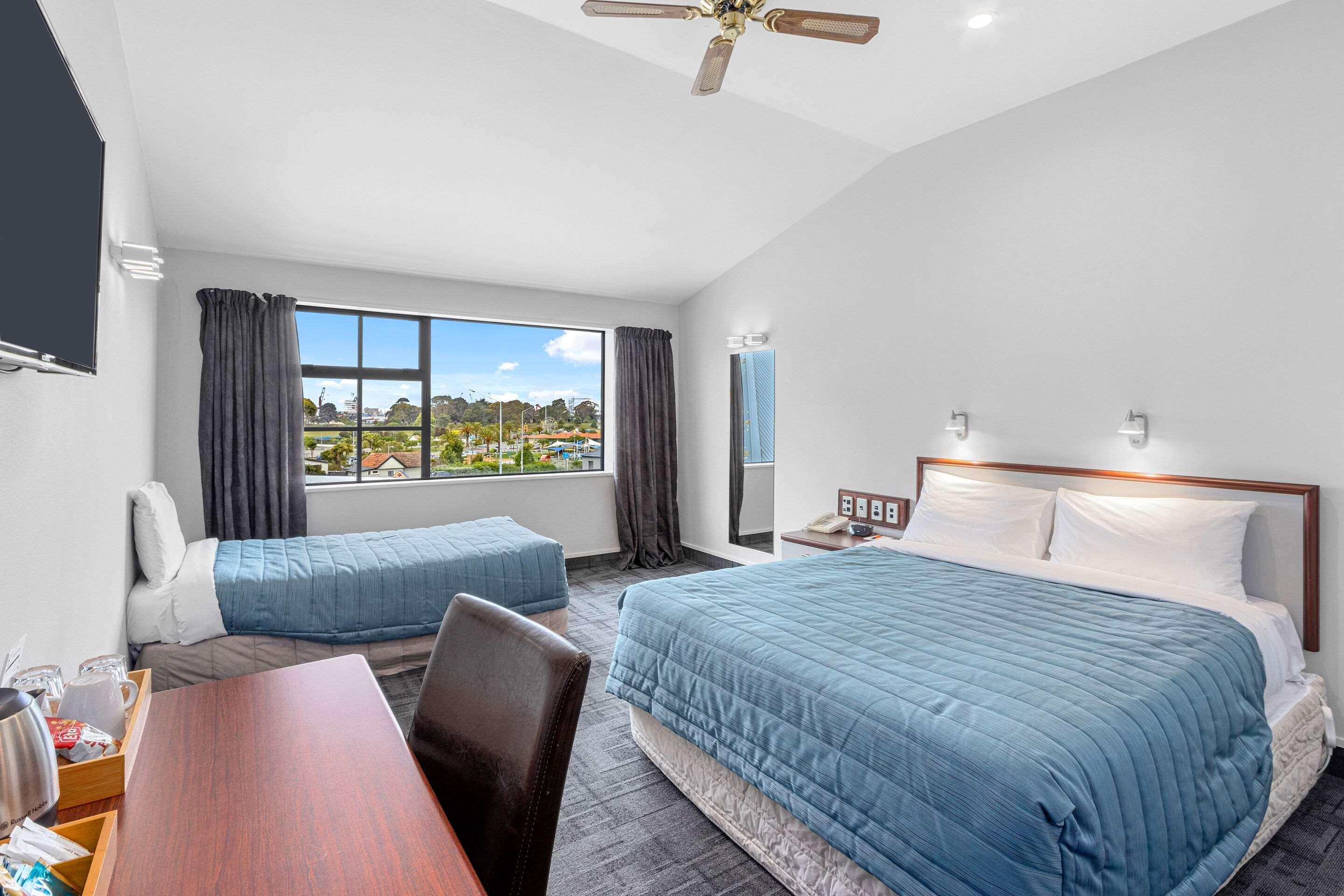 Double King Size Bed