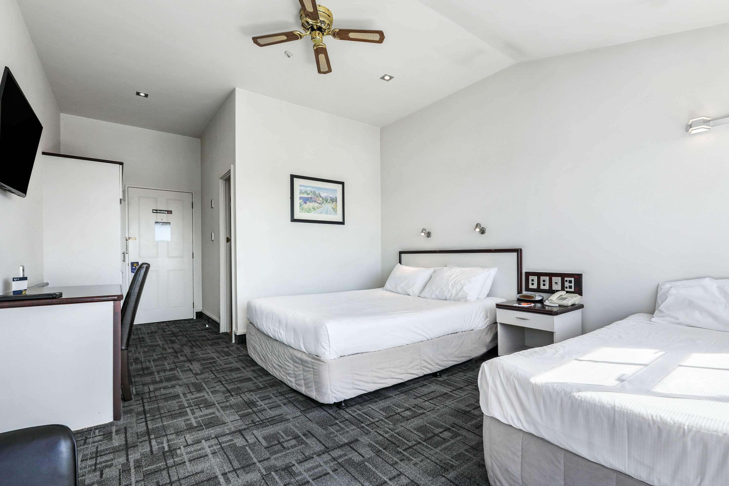 Double King Size Bed