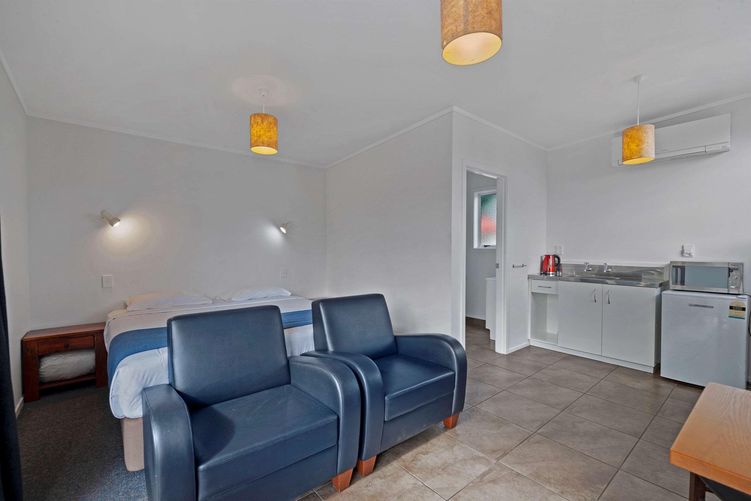 Double King Bed Non Smoking