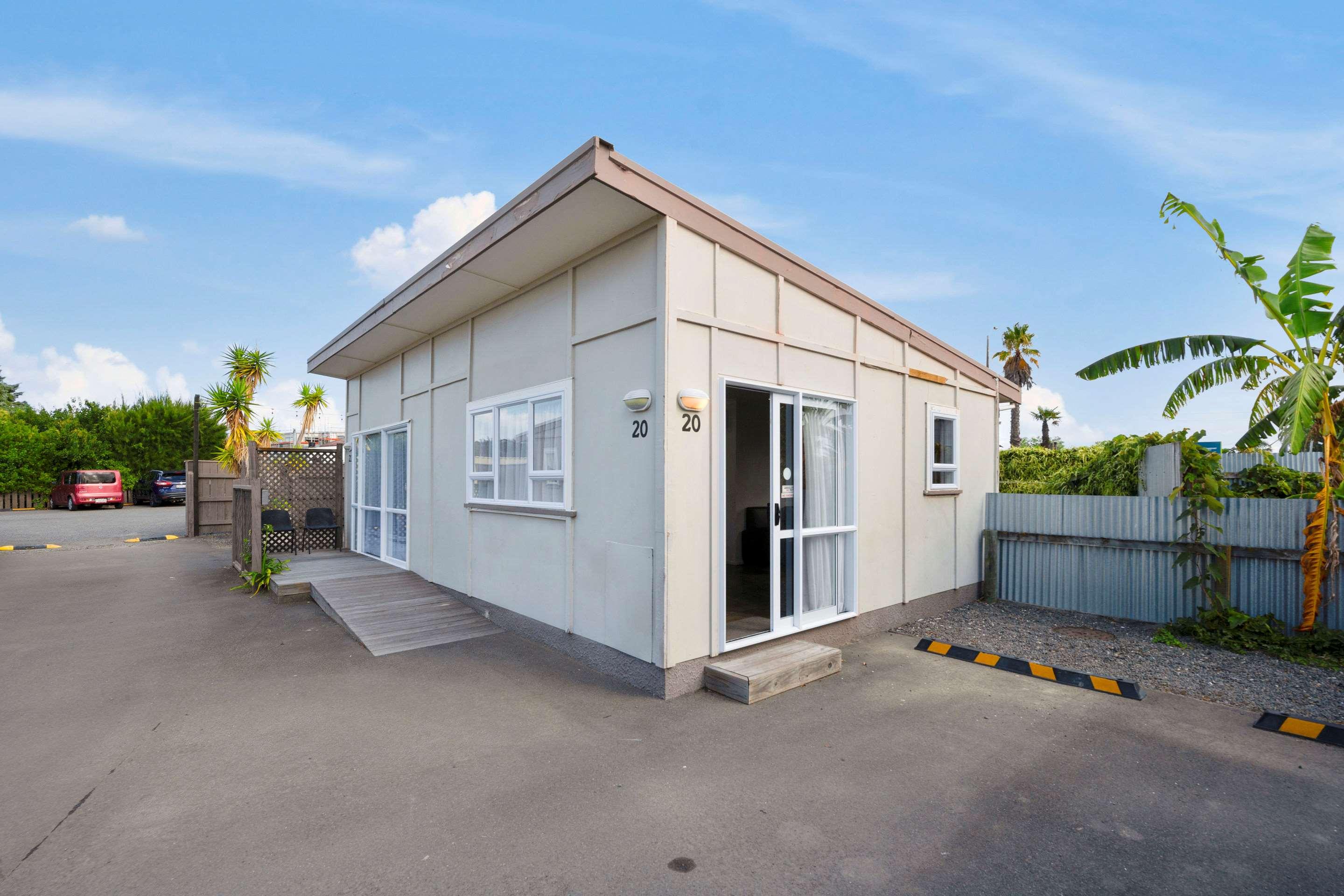 Double King Bed Non Smoking