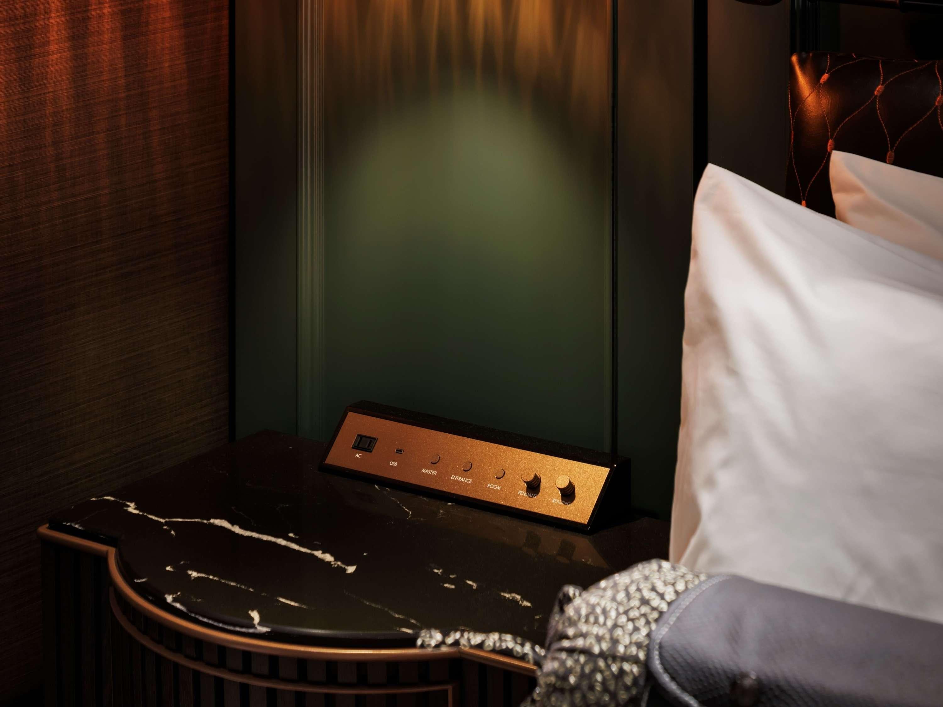 Suite Executive King Bed