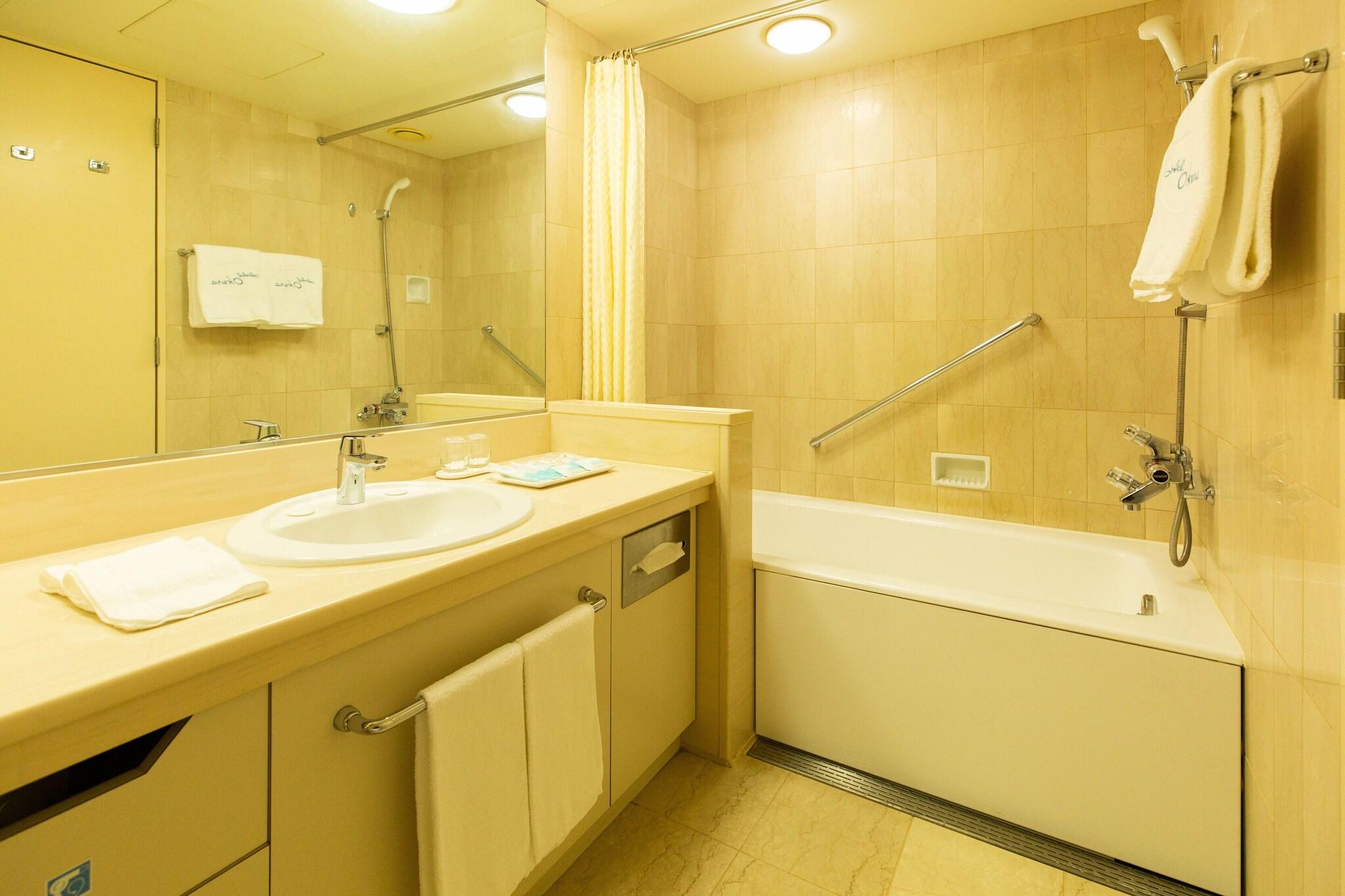 Twin Deluxe Sea View