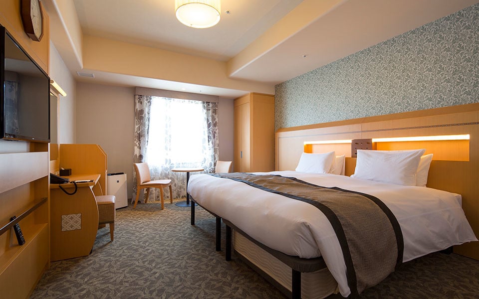 Double King Bed One Bedroom 