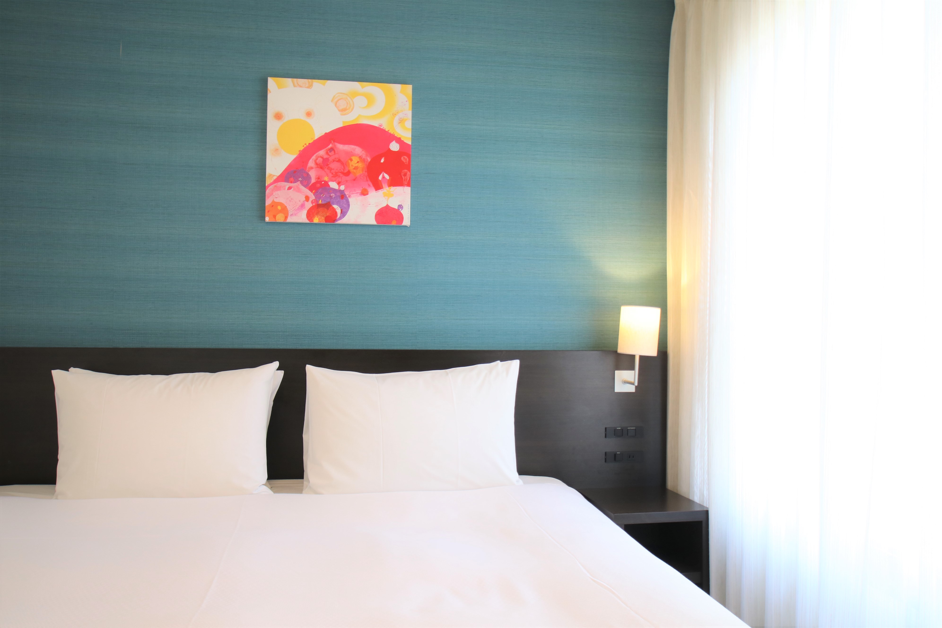 Double King Size Bed