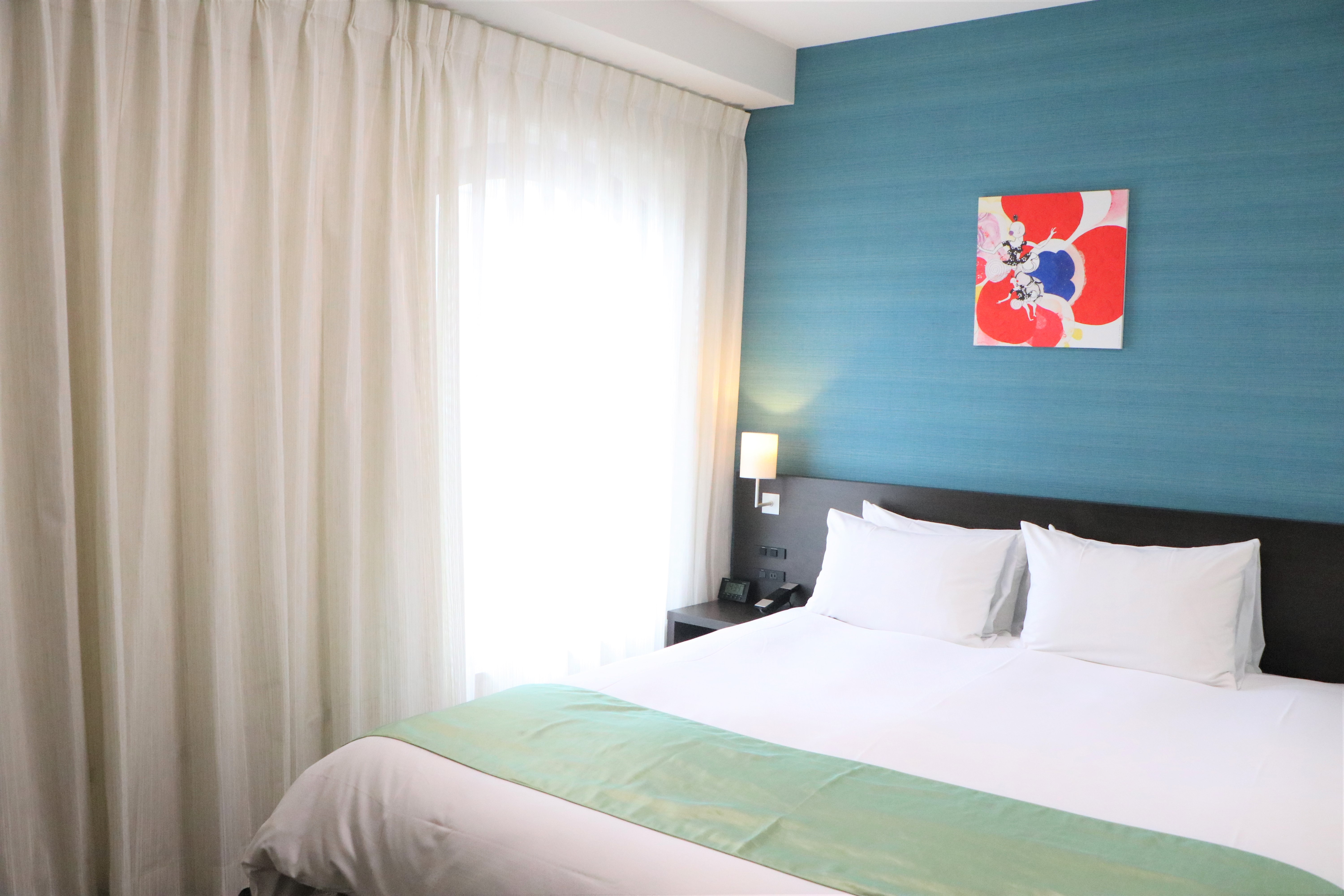 Double King Size Bed