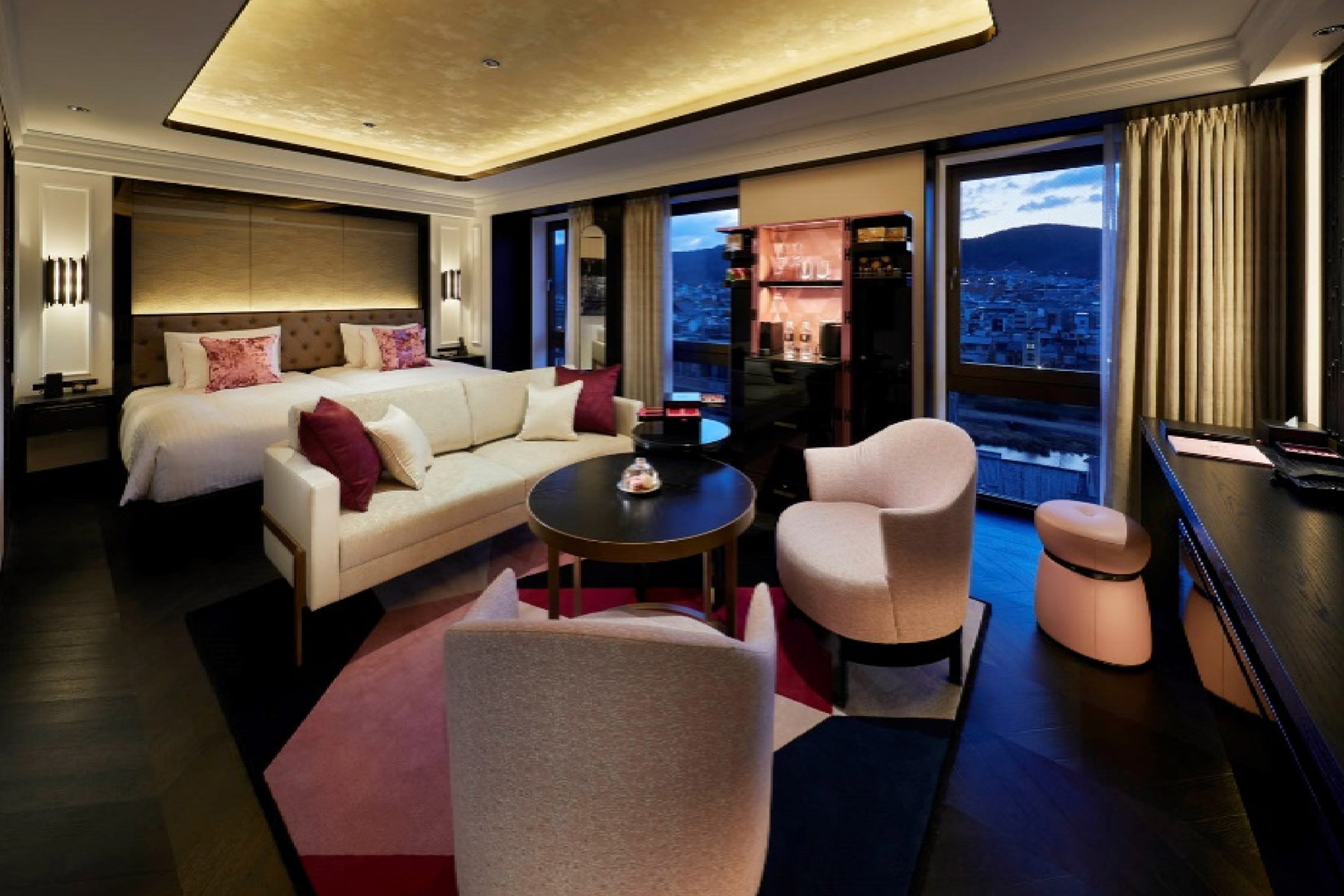 Twin Deluxe with Views