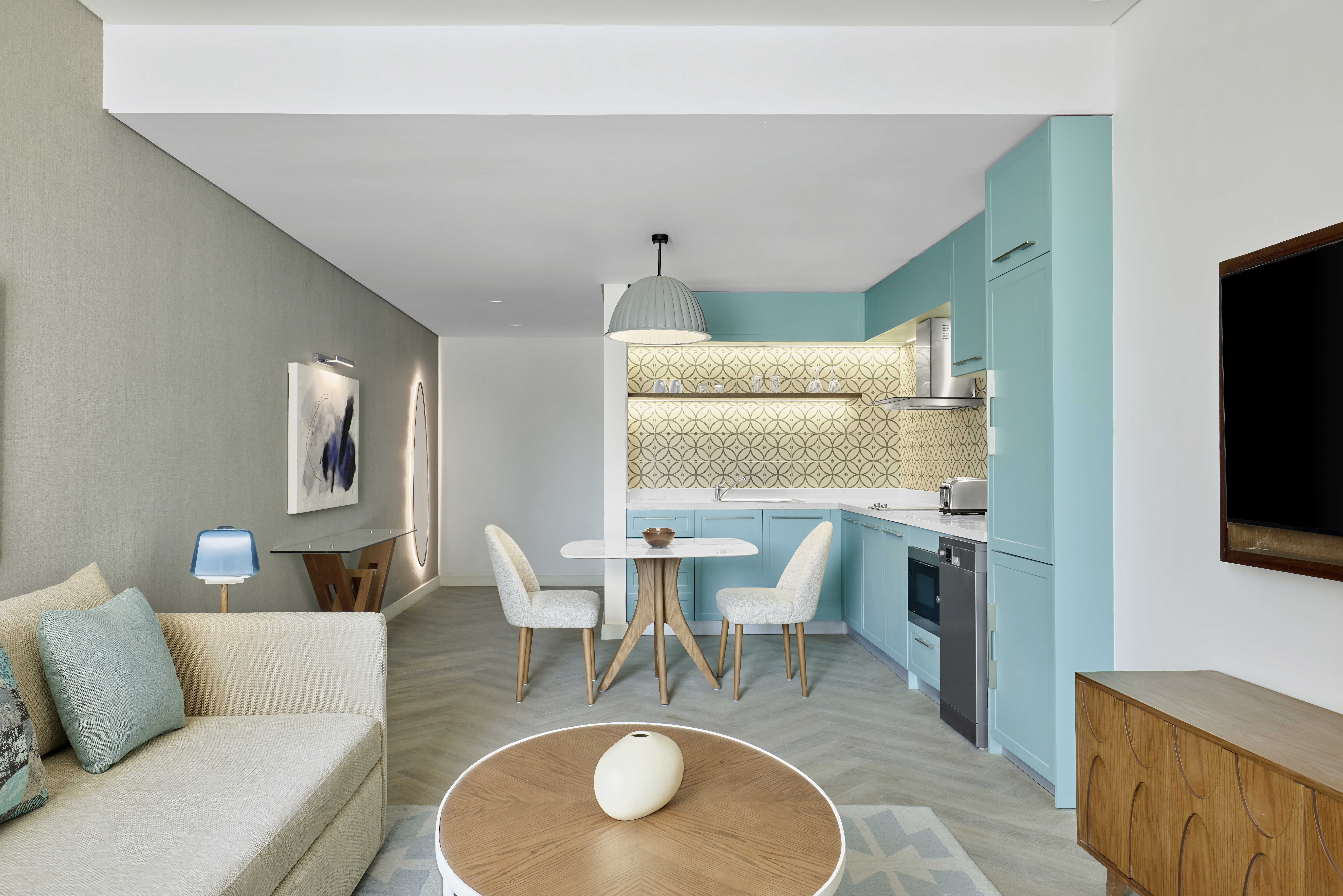 Suite King Bed Smoking