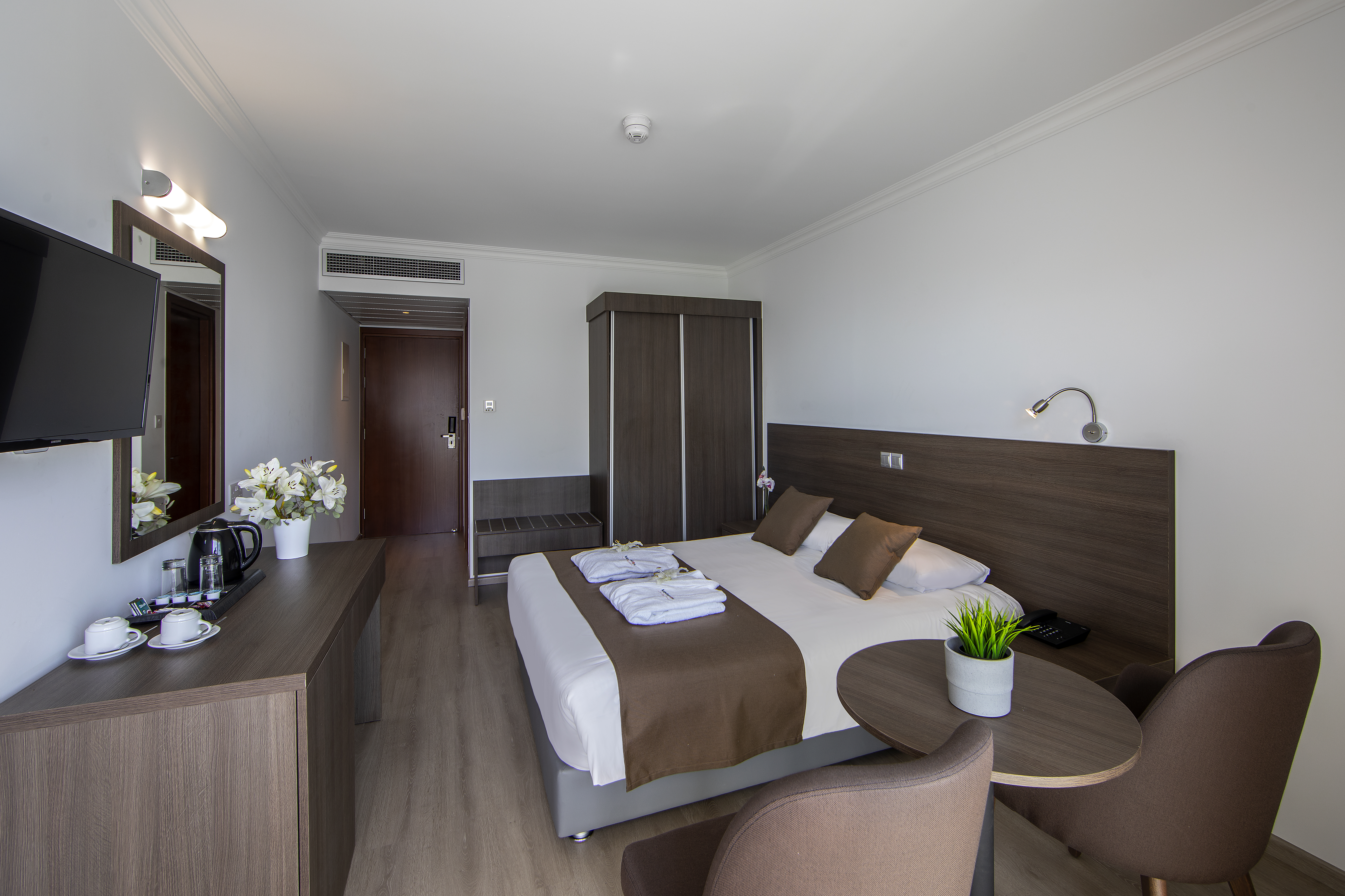 Double or Twin Superior