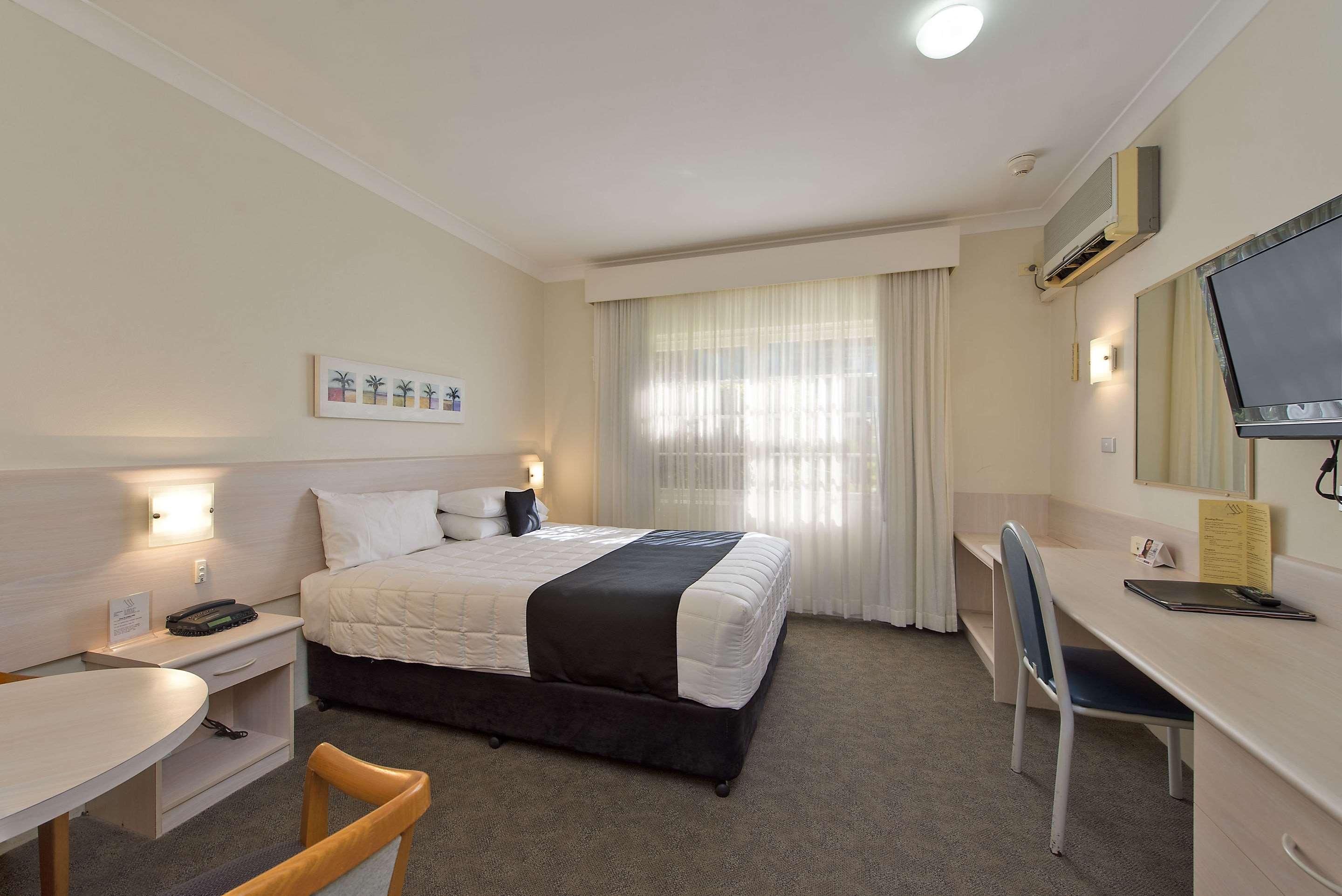 Double Queen Bed Non Smoking