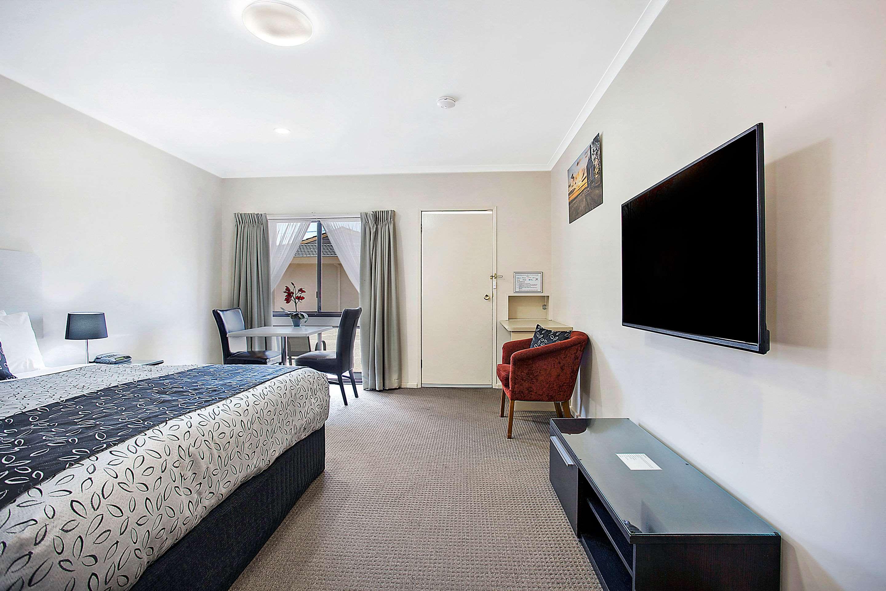 Double King Bed Non Smoking