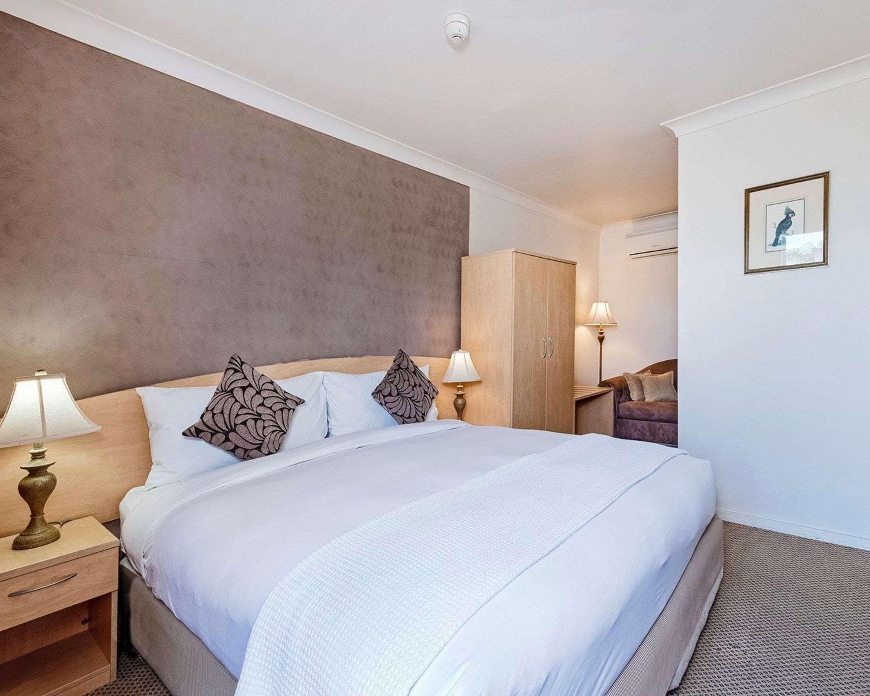 Suite King Bed Non Smoking