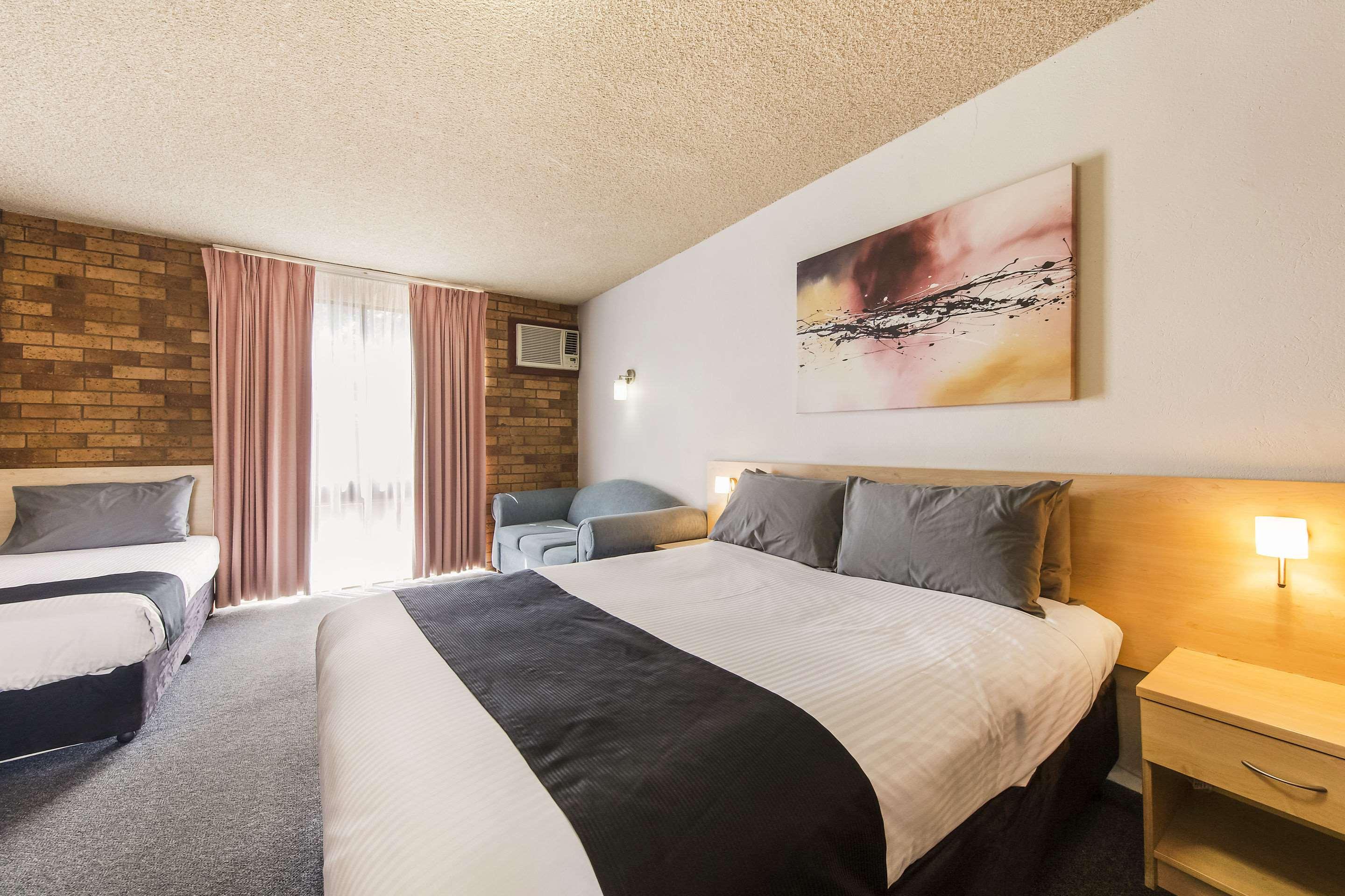 Double Queen Size Bed