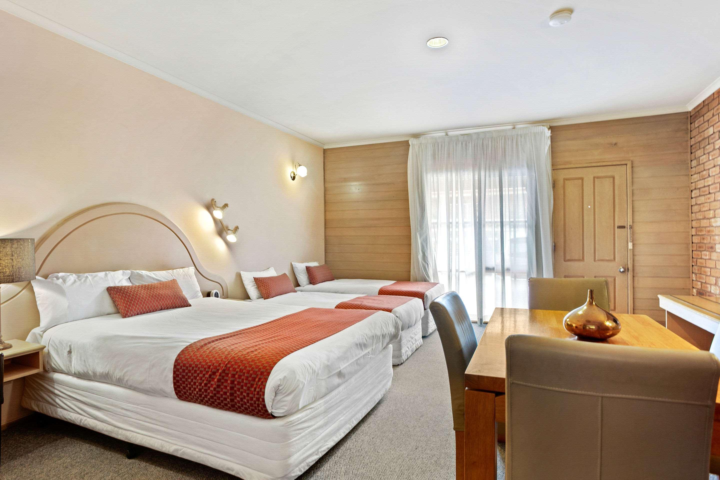 Double or Twin Queen Bed Non Smoking