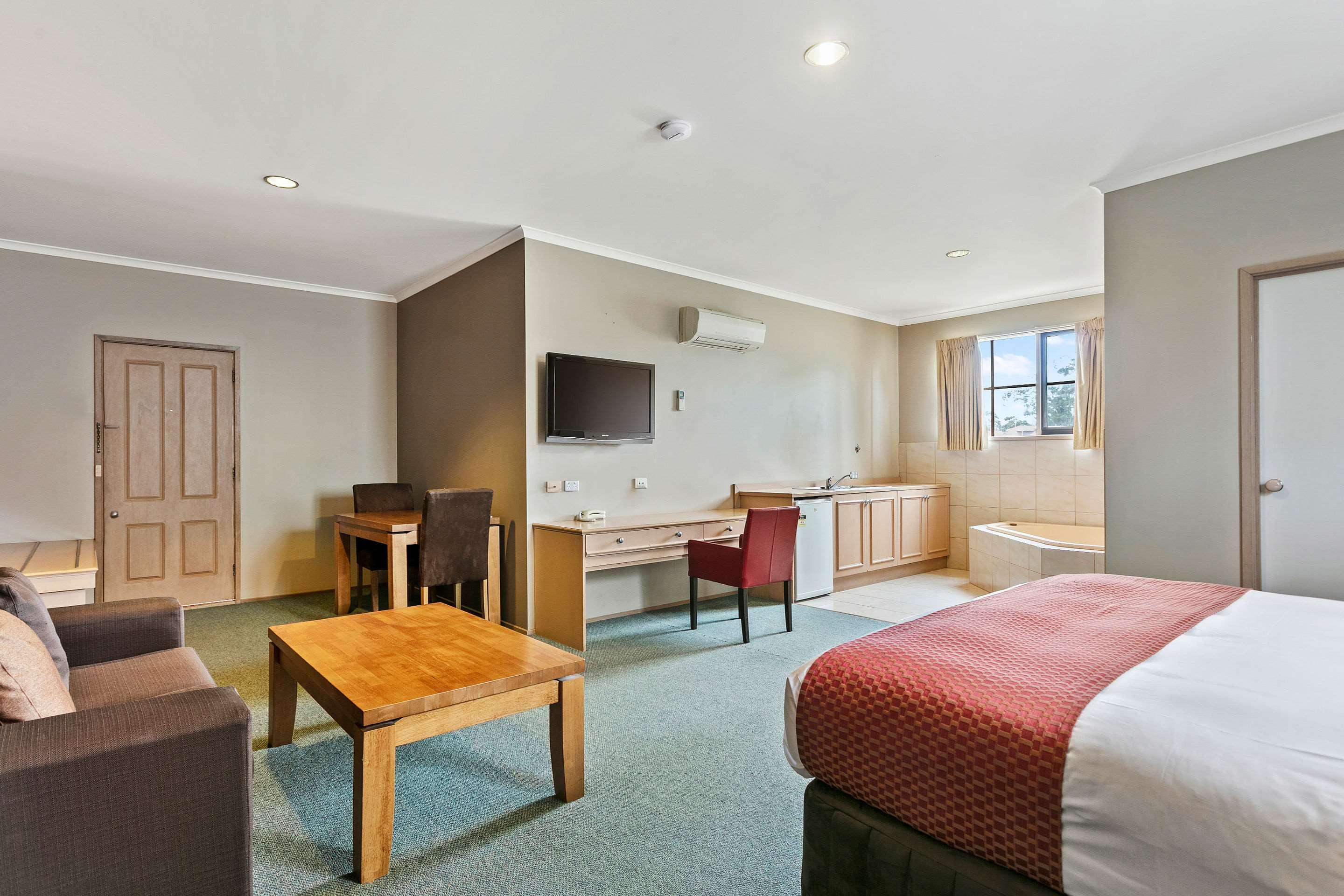 Double King Bed Non Smoking