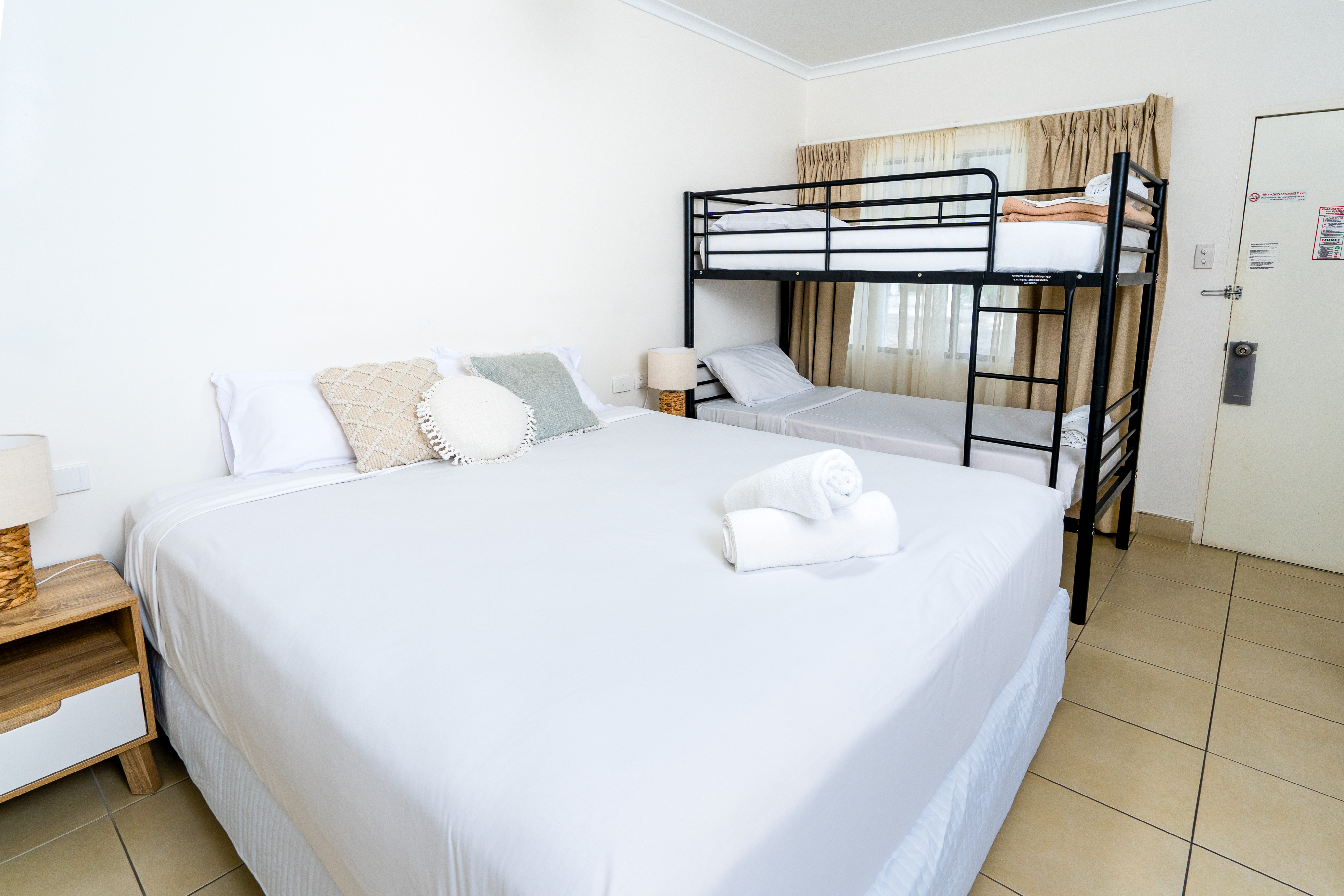 Suite Capacity 3 Two Bedrooms