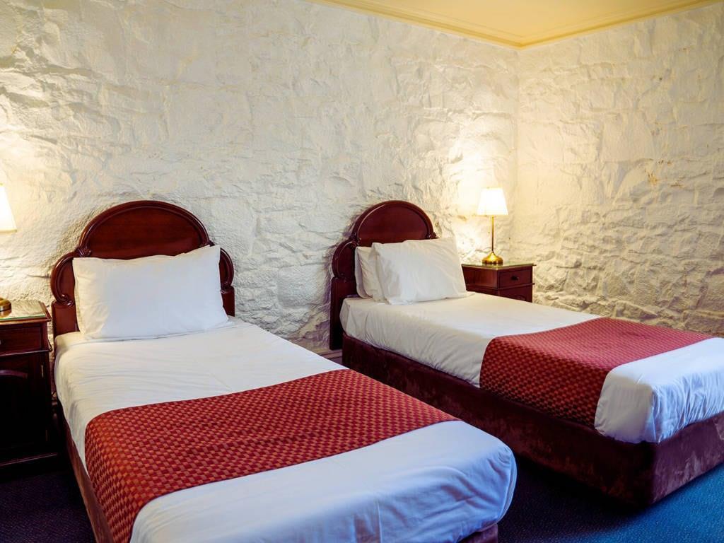 Double King Bed Non Smoking