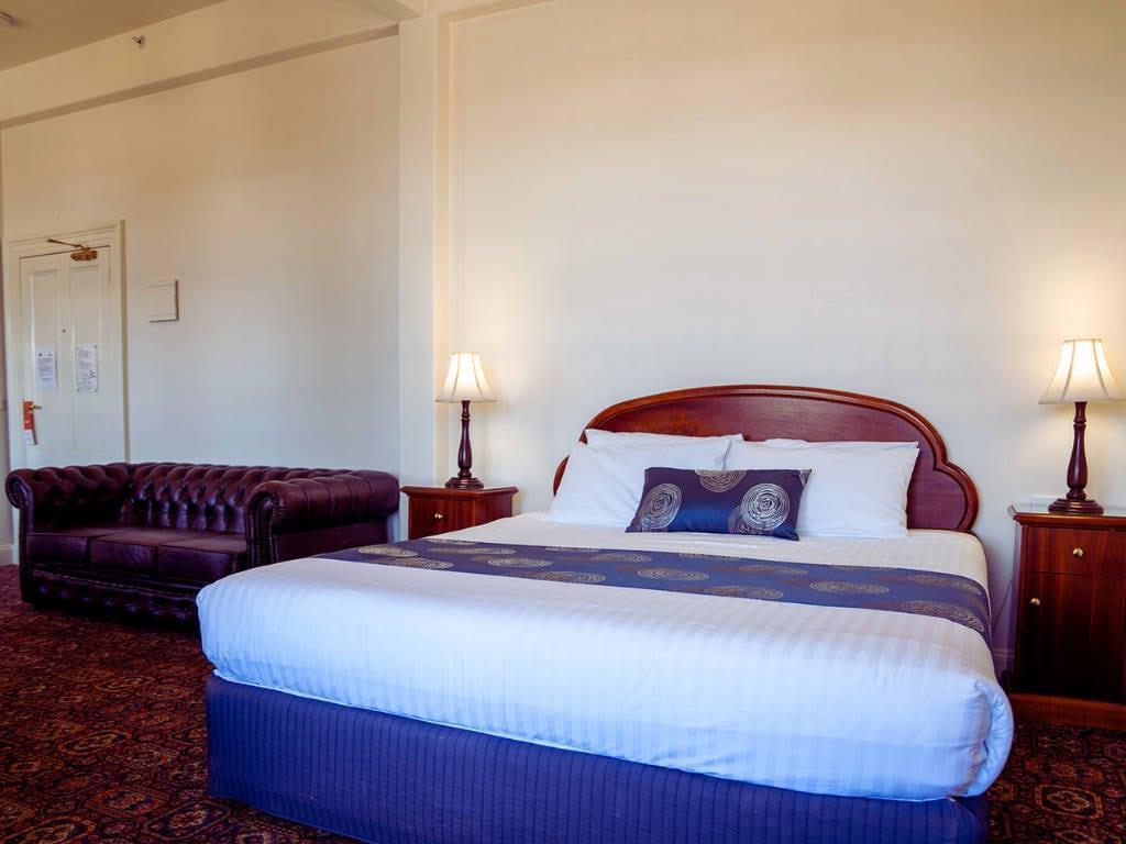 Double King Bed Non Smoking