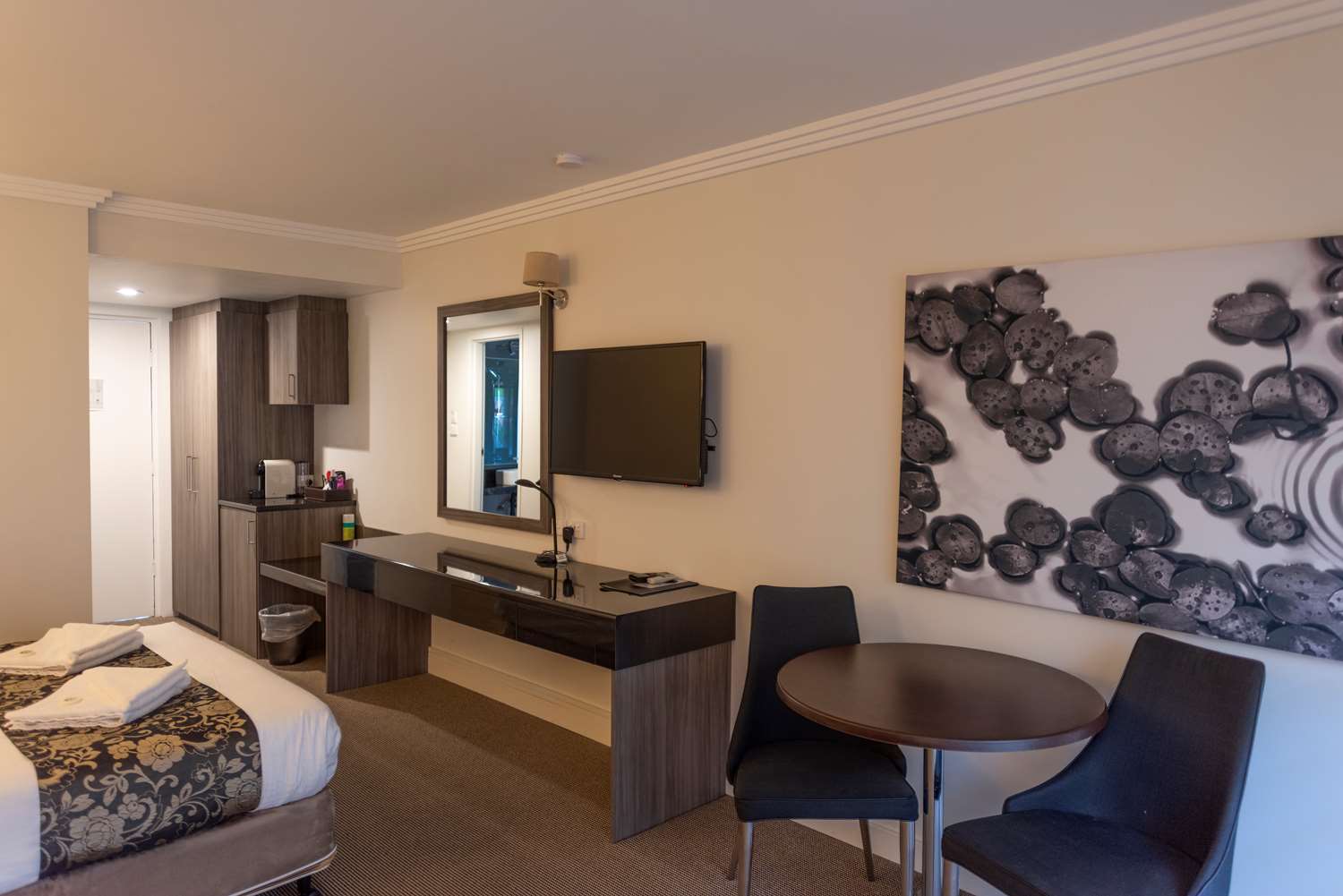 Room Superior Queen Bed