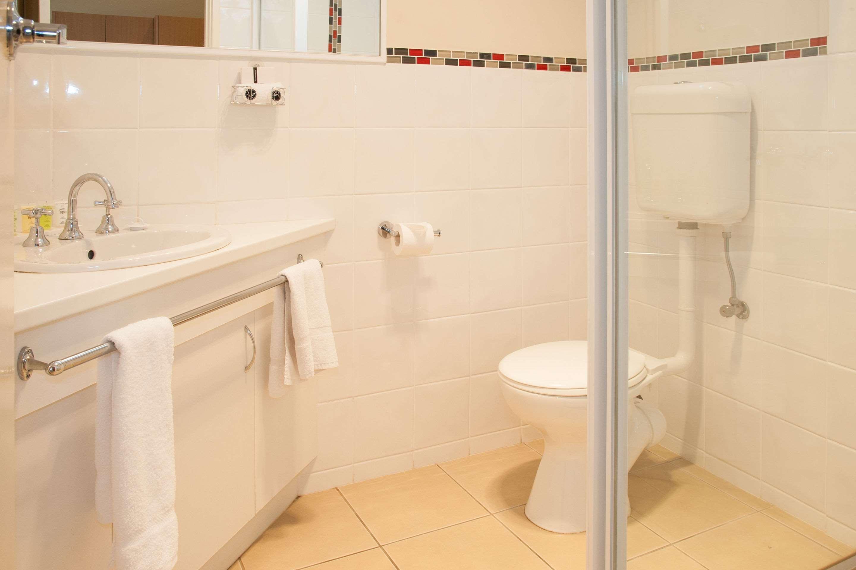 Double Queen Size Bed