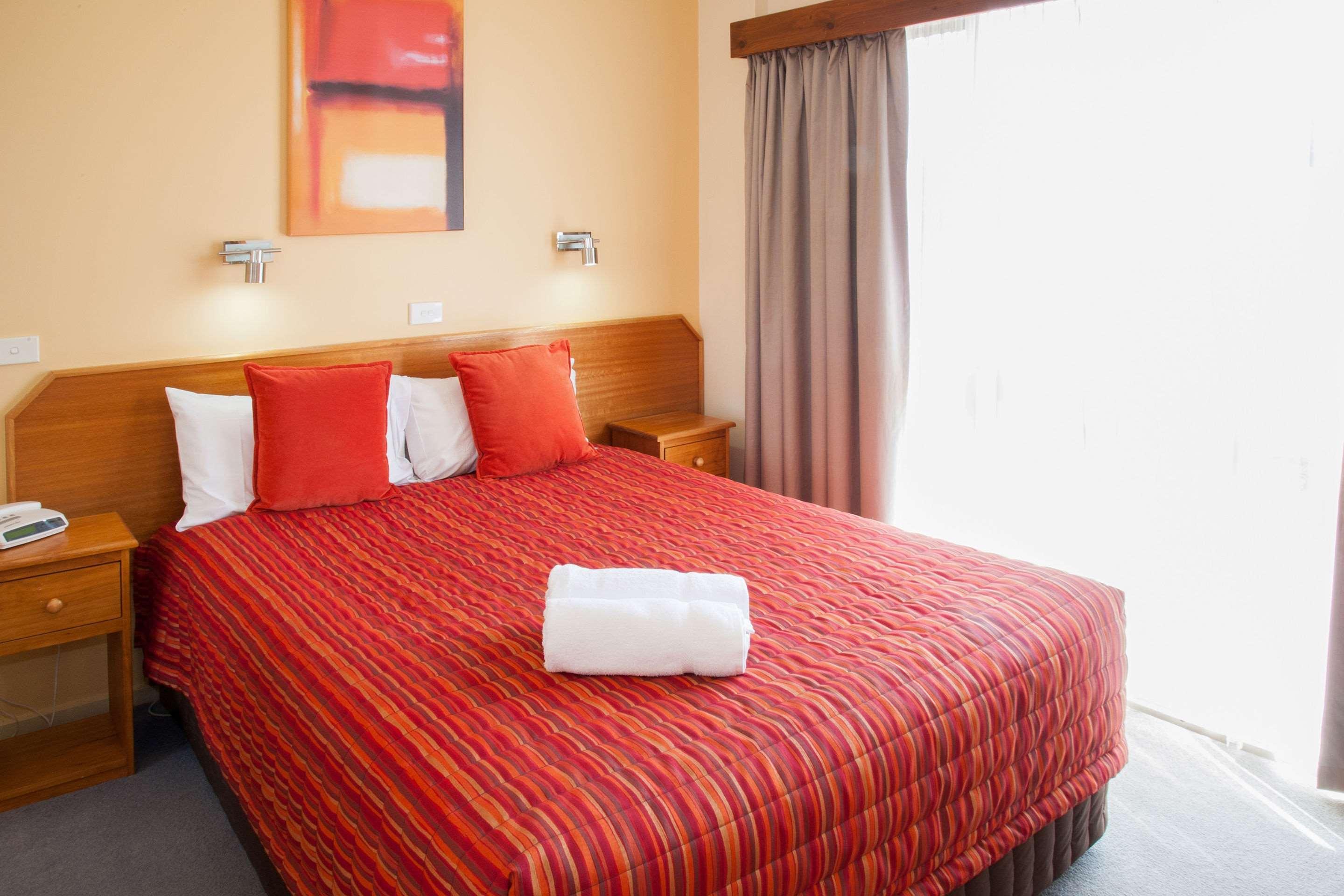 Double Queen Size Bed