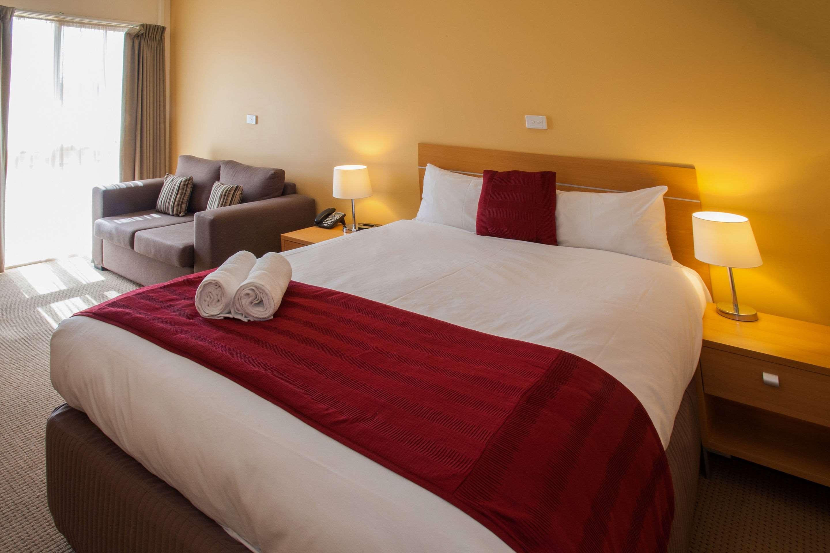 Double Queen Bed Non Smoking