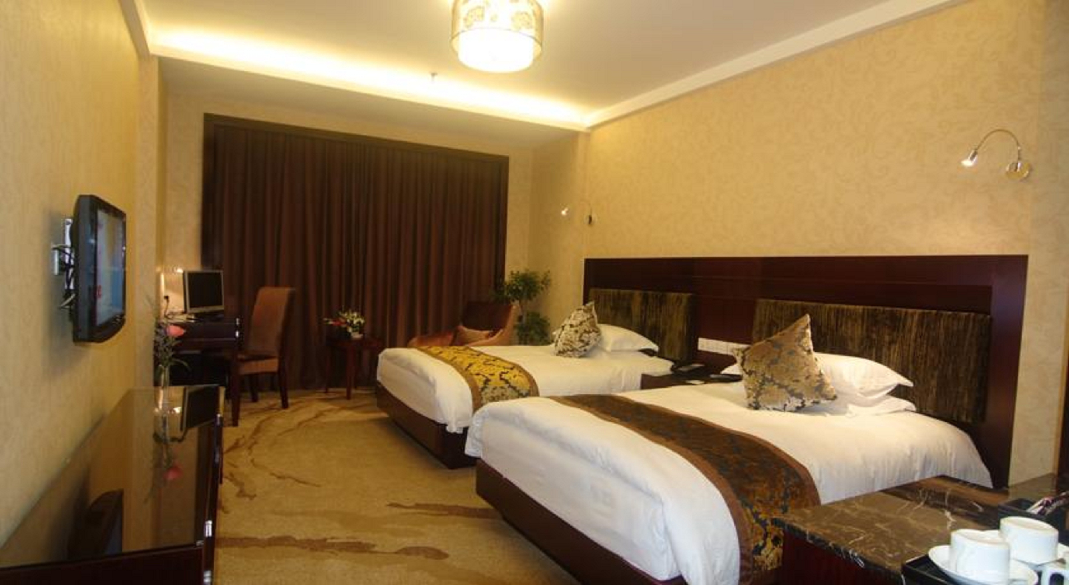 Double or Twin Executive