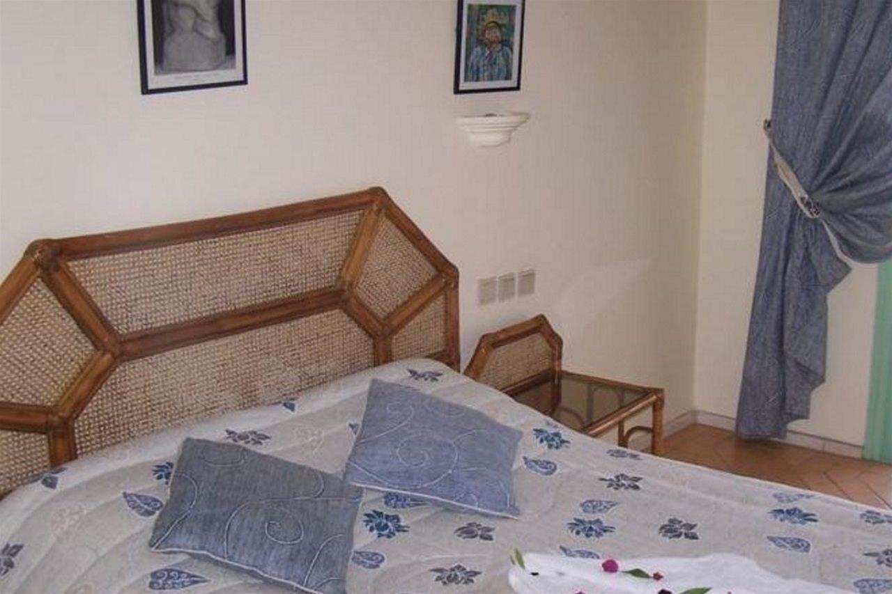 Apartment Capacity 6