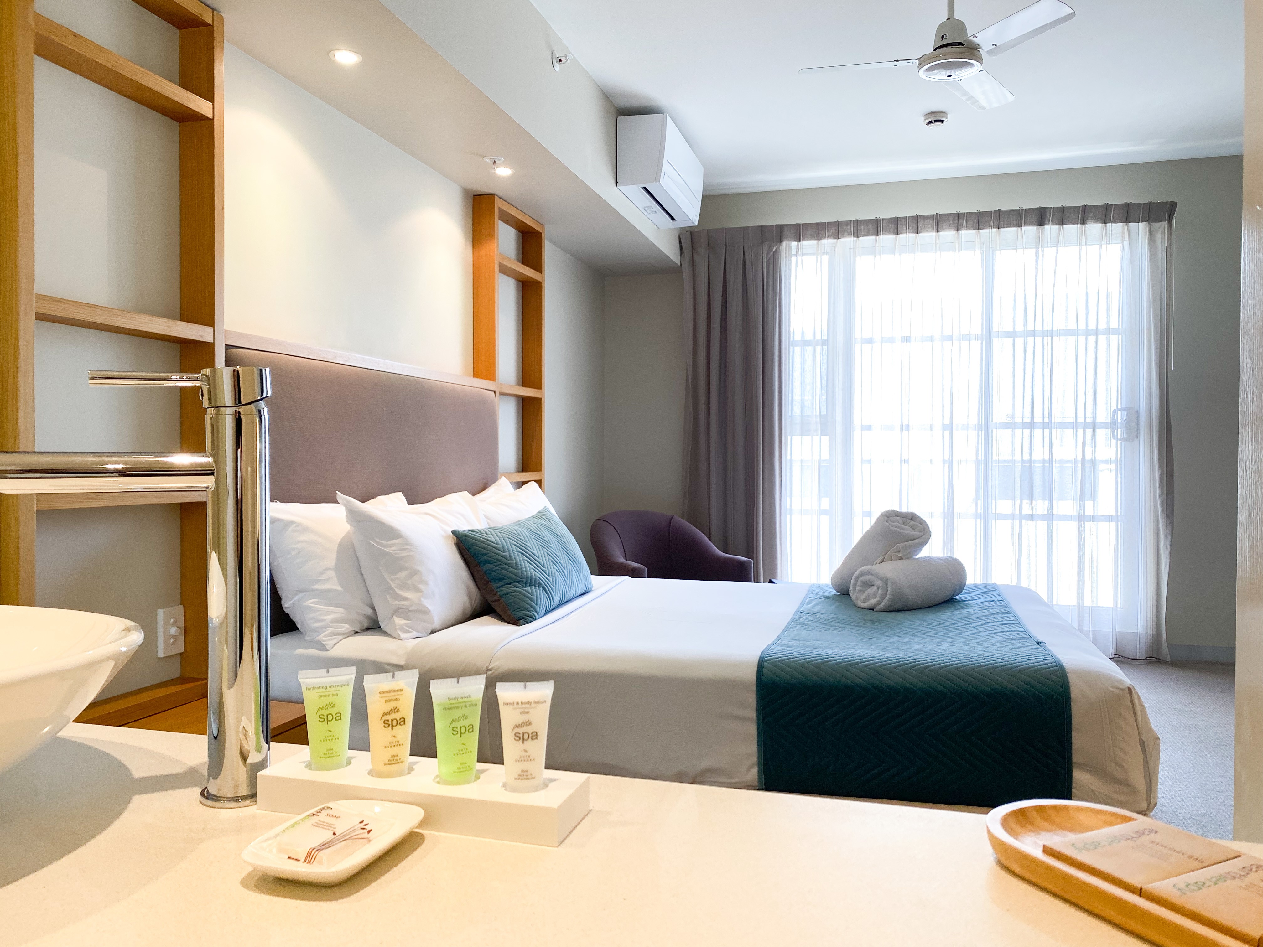 Studio Queen Size Bed