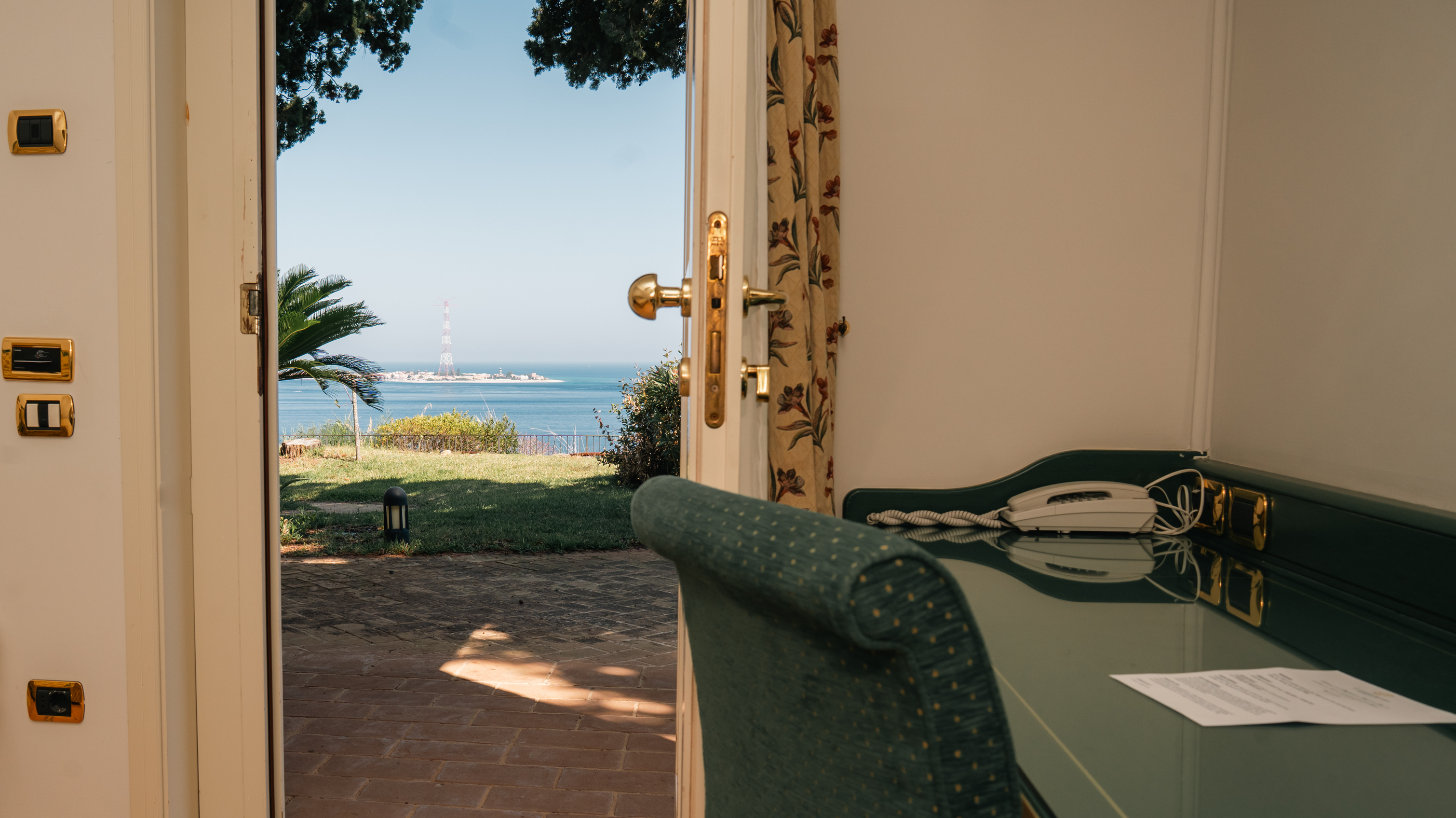 Double Single Classic Sea View