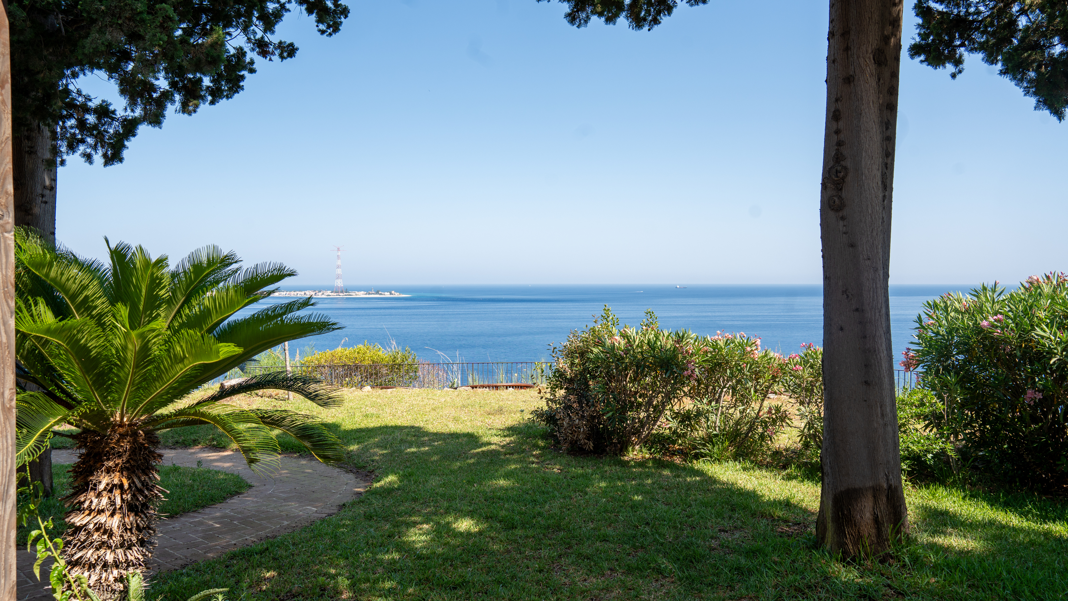 Double Single Classic Sea View