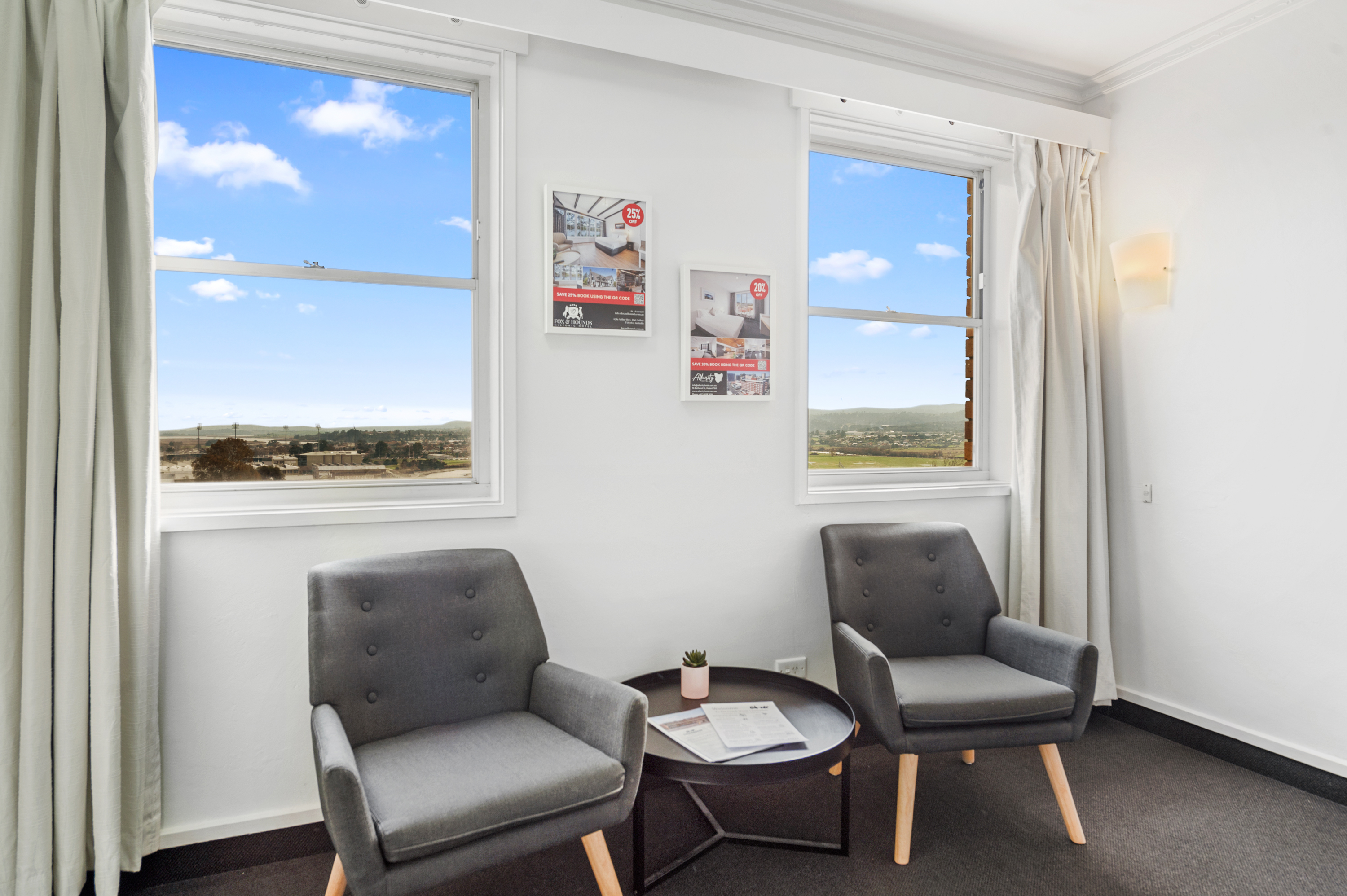 Studio Deluxe Queen Bed