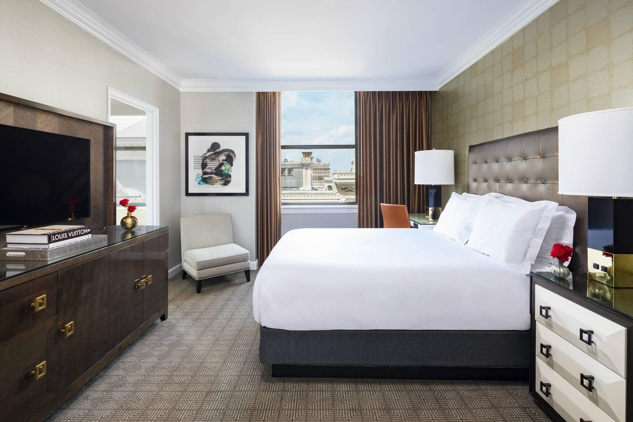 Double Club King Bed