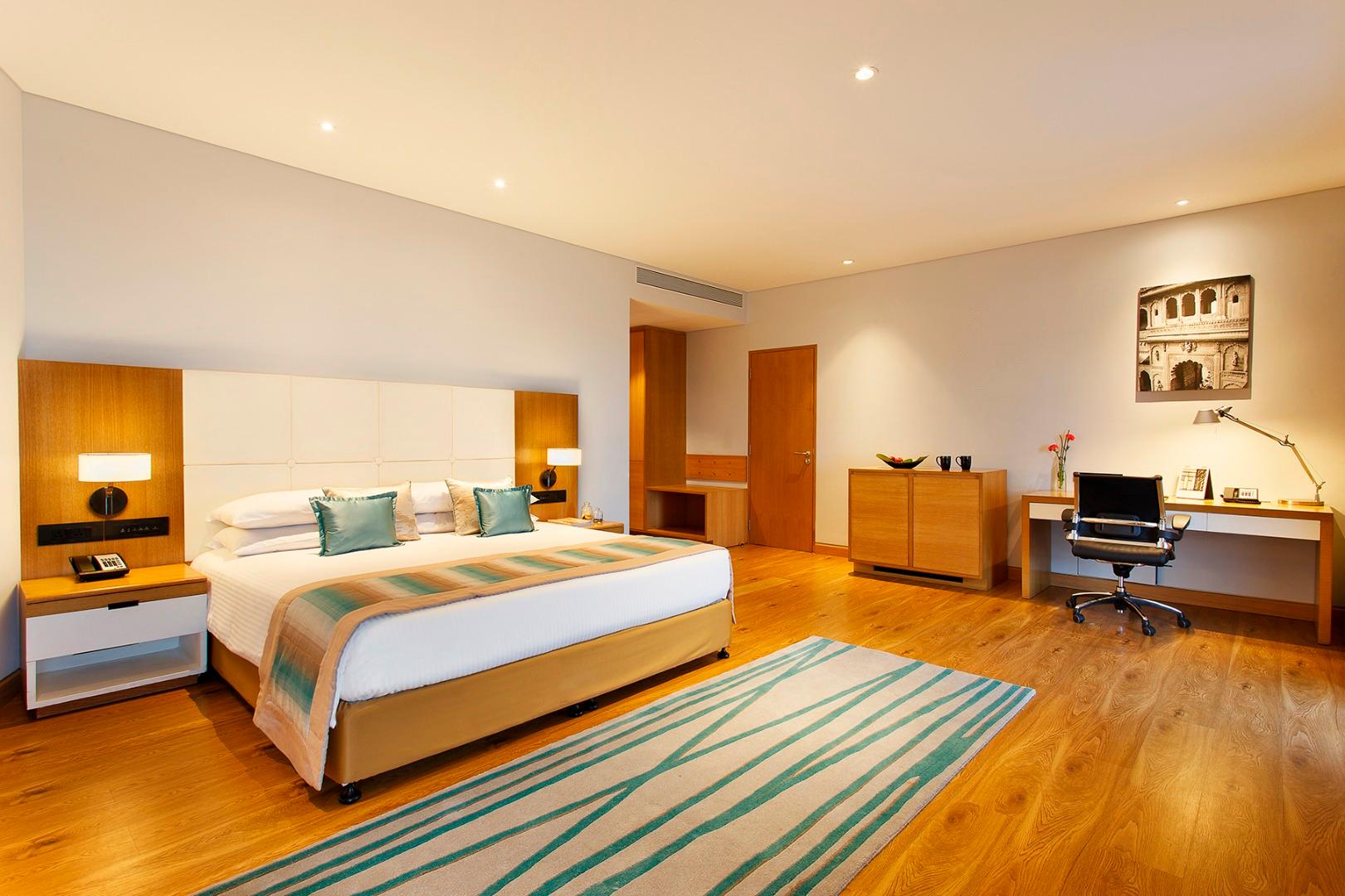 Junior Suite King Size Bed