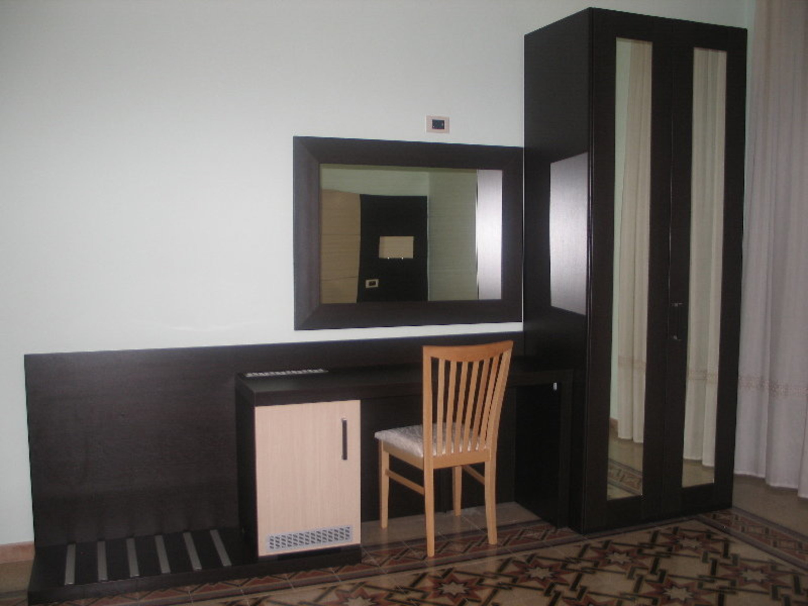 Double or Twin Standard