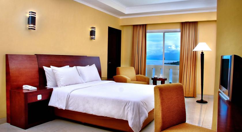 Double or Twin Deluxe Ocean View