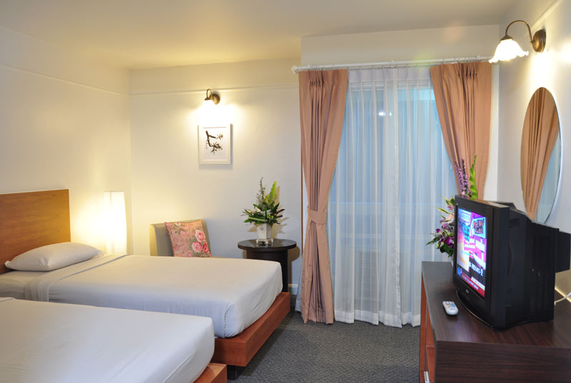 Double or Twin Standard