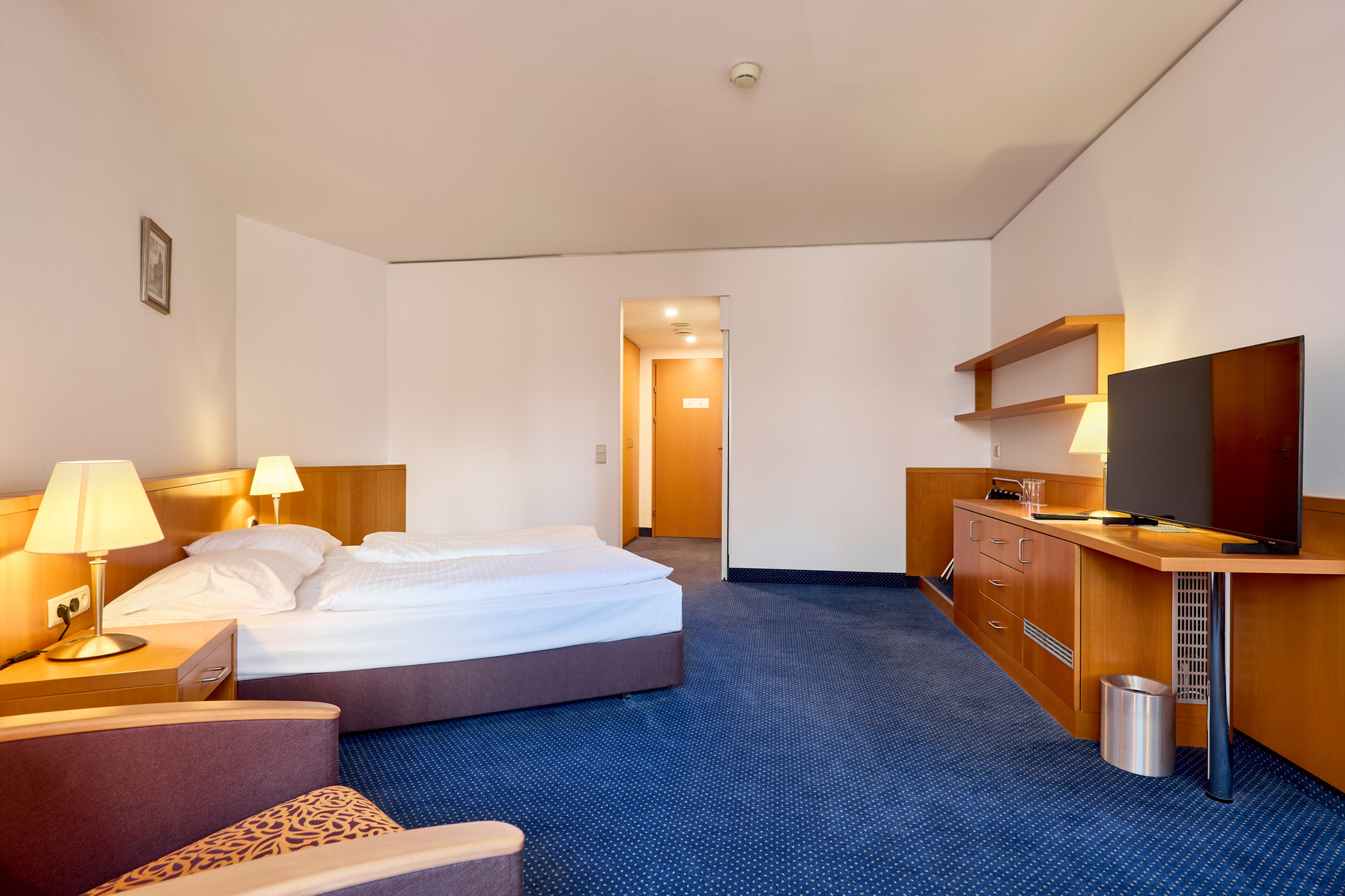 Double or Twin Standard