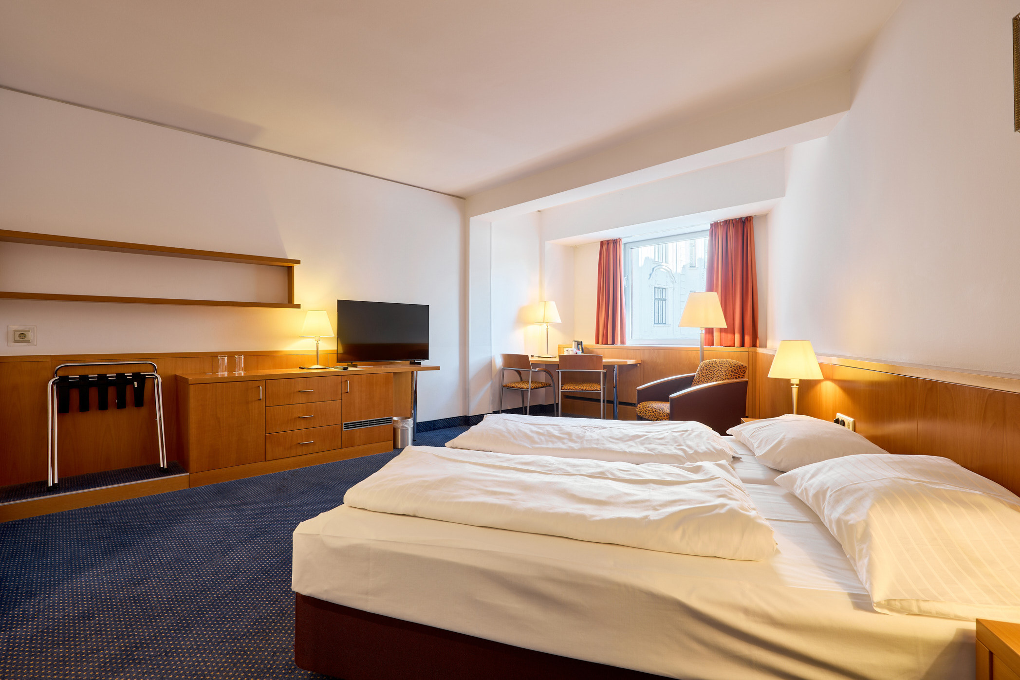 Double or Twin Standard