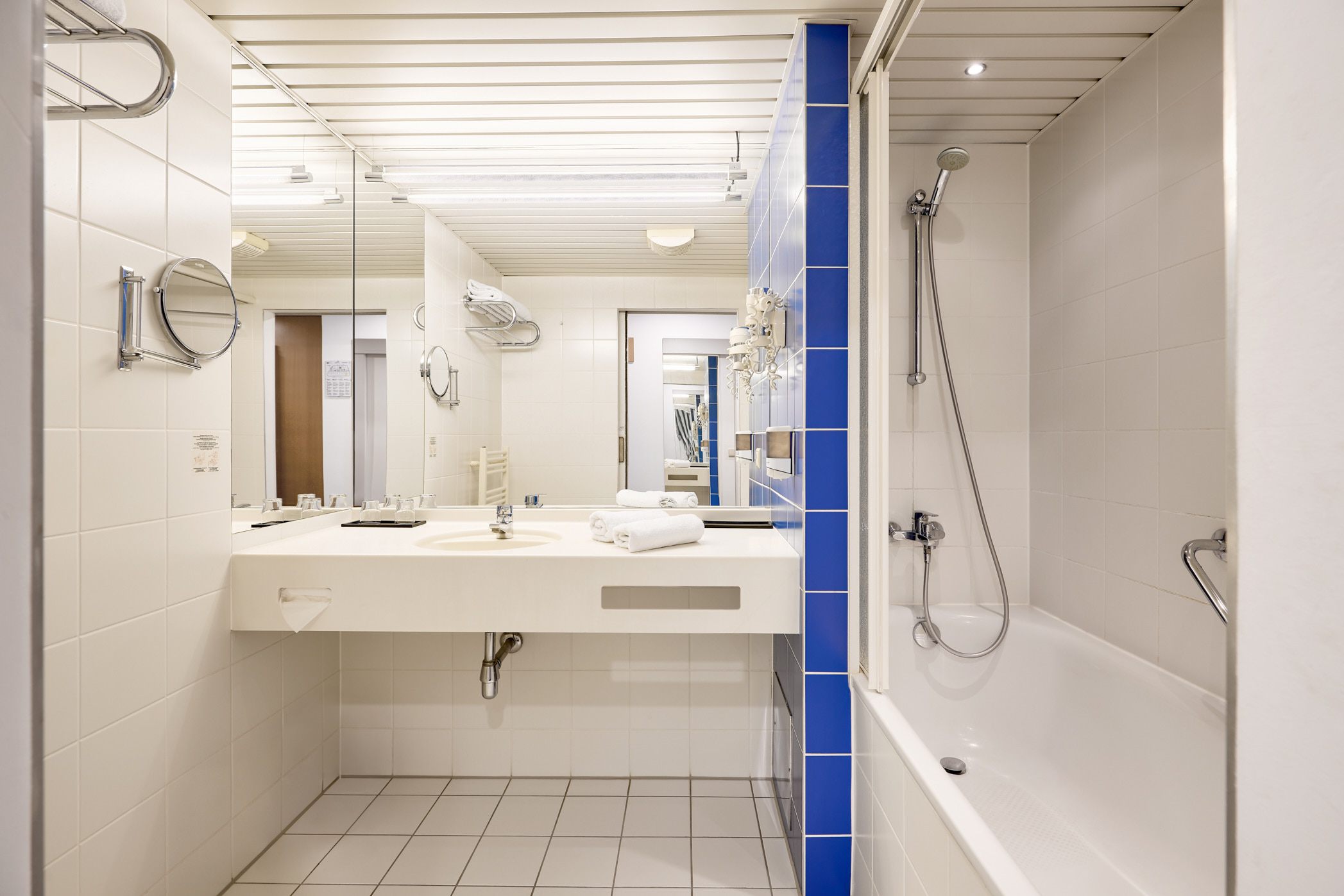 Double or Twin Standard