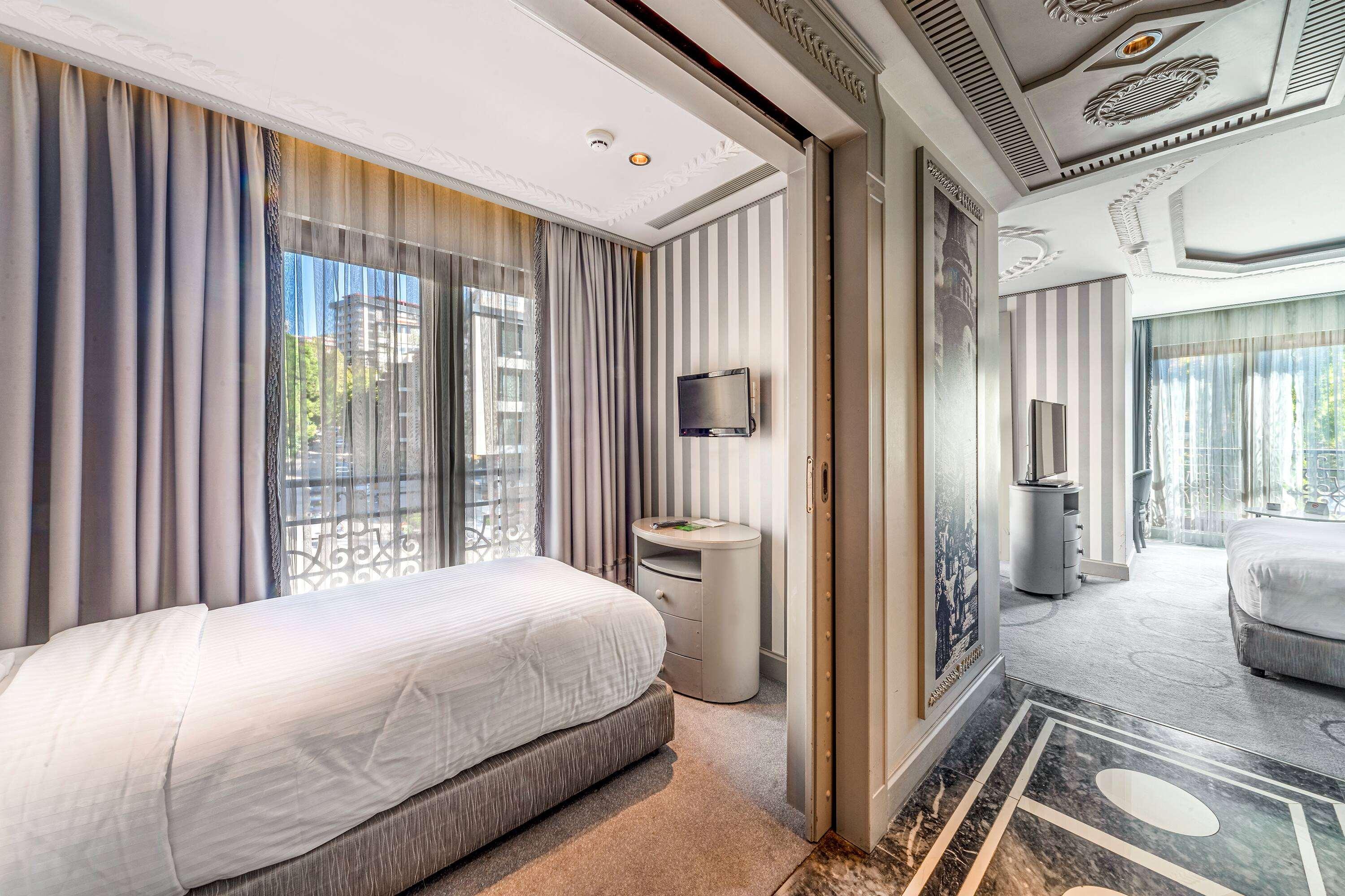 Double Deluxe City View