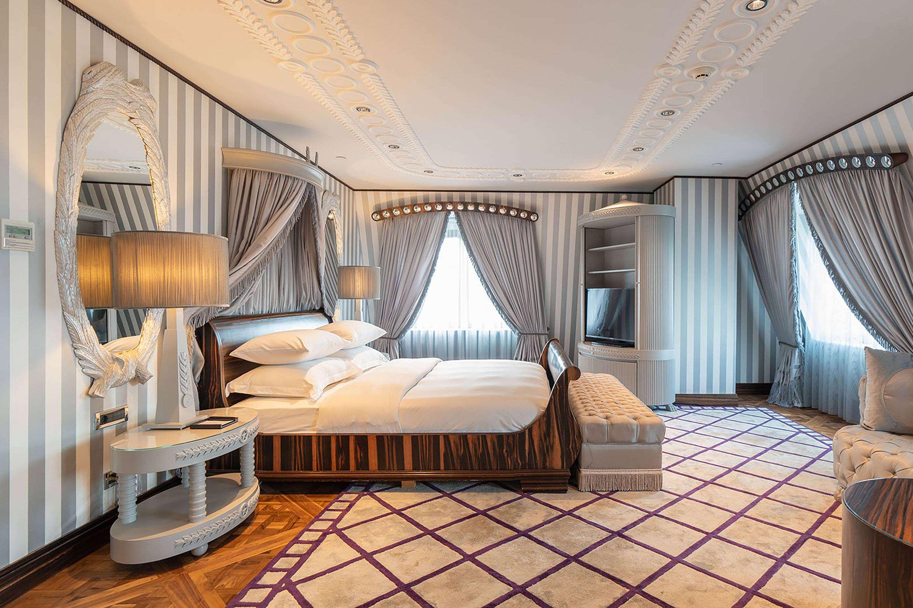 Double Executive King Bed