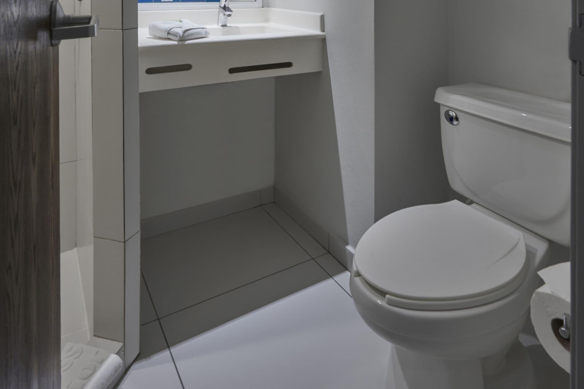 Double Queen Size Bed