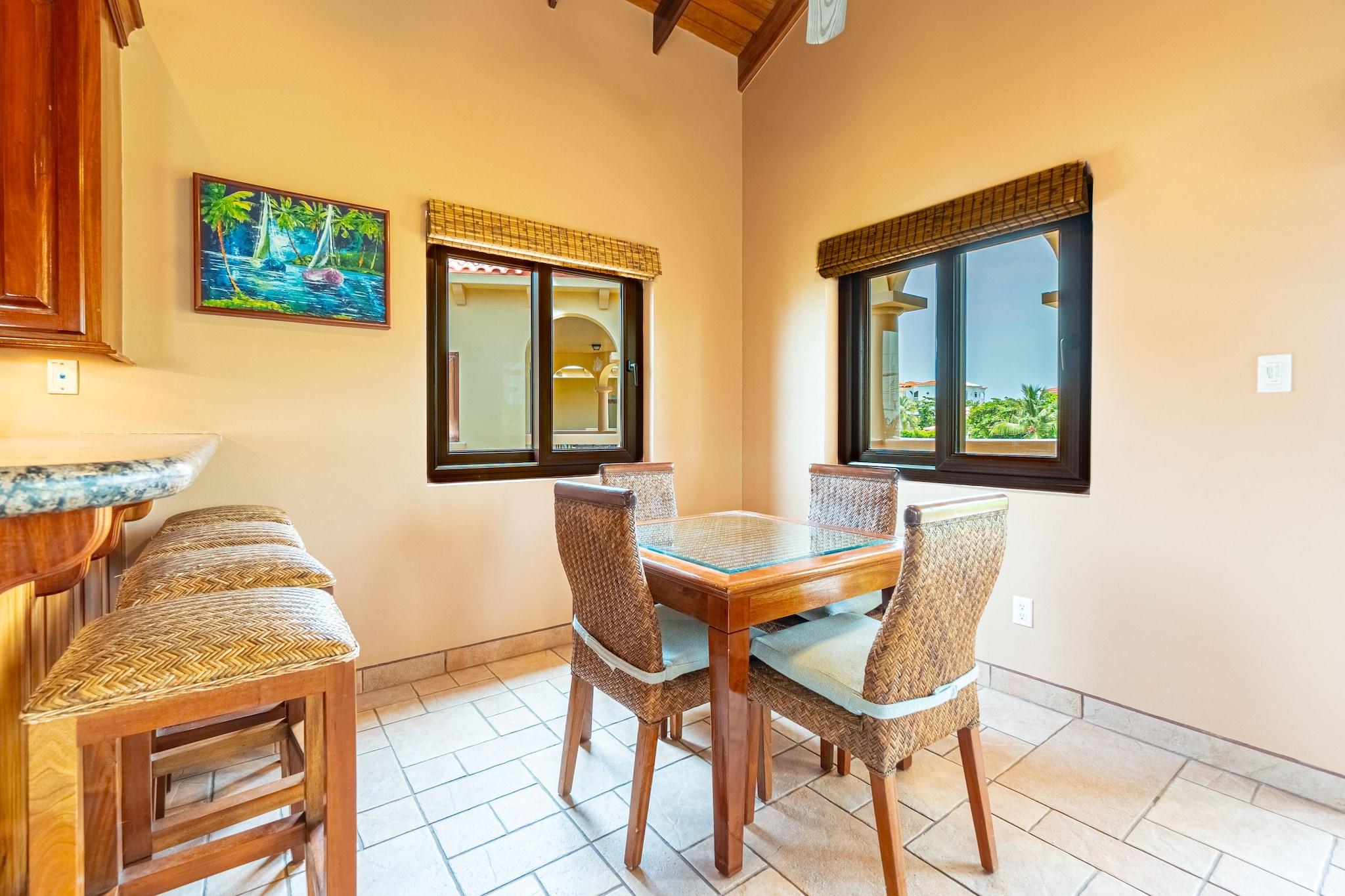 Villa Pool View King Bed