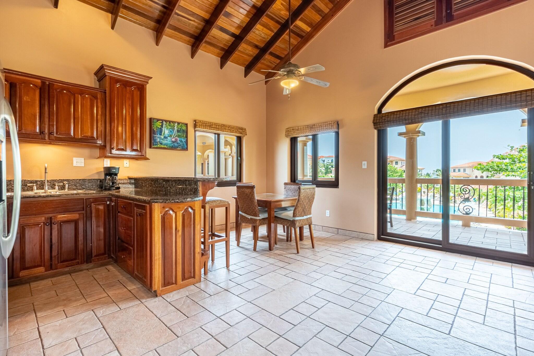 Villa Pool View King Bed